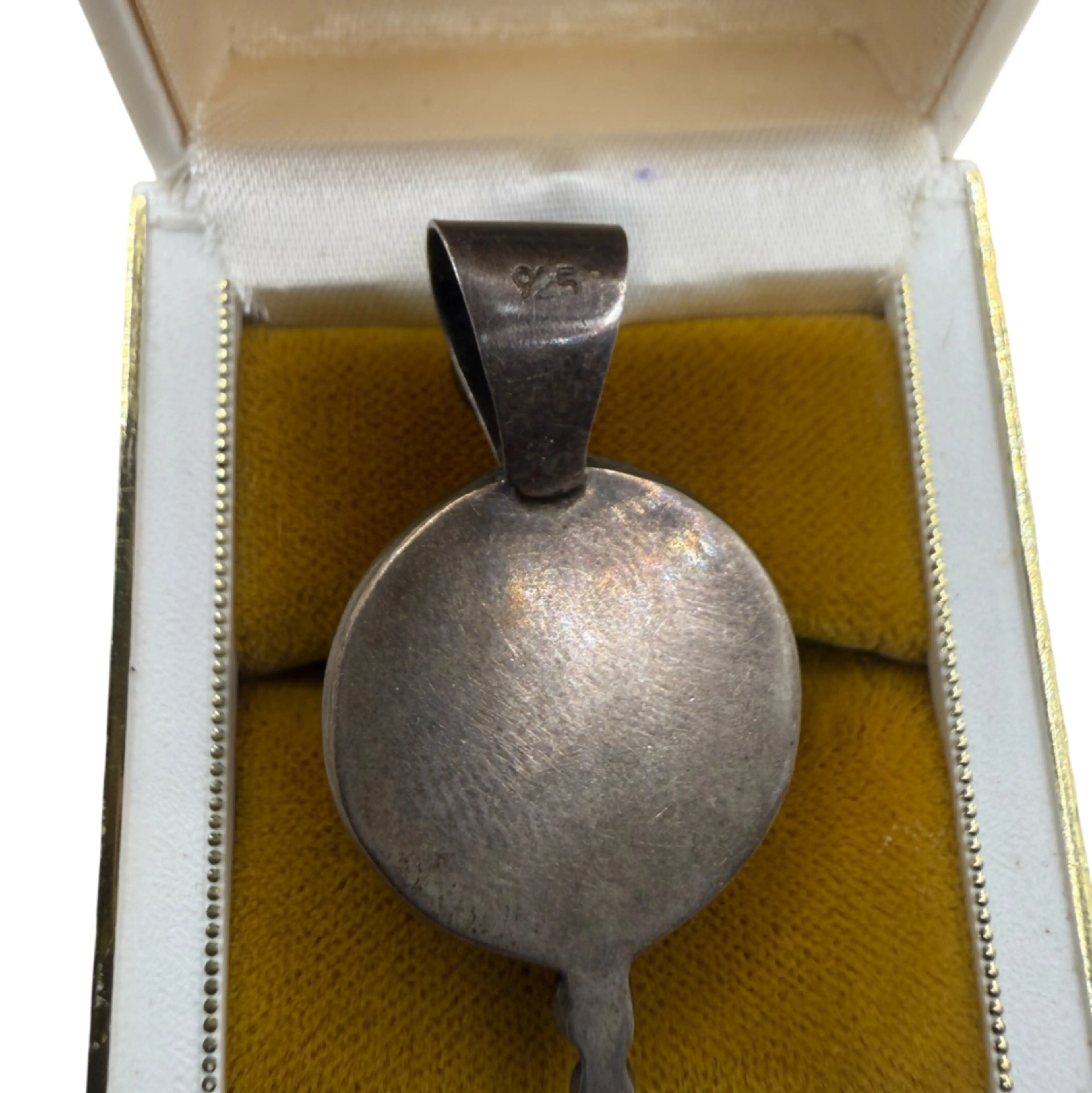 Image 2 of 2