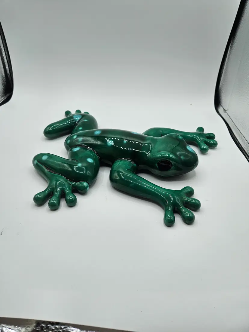 Lg. Ceramic Green Frog Laying Flat 12" x 10"