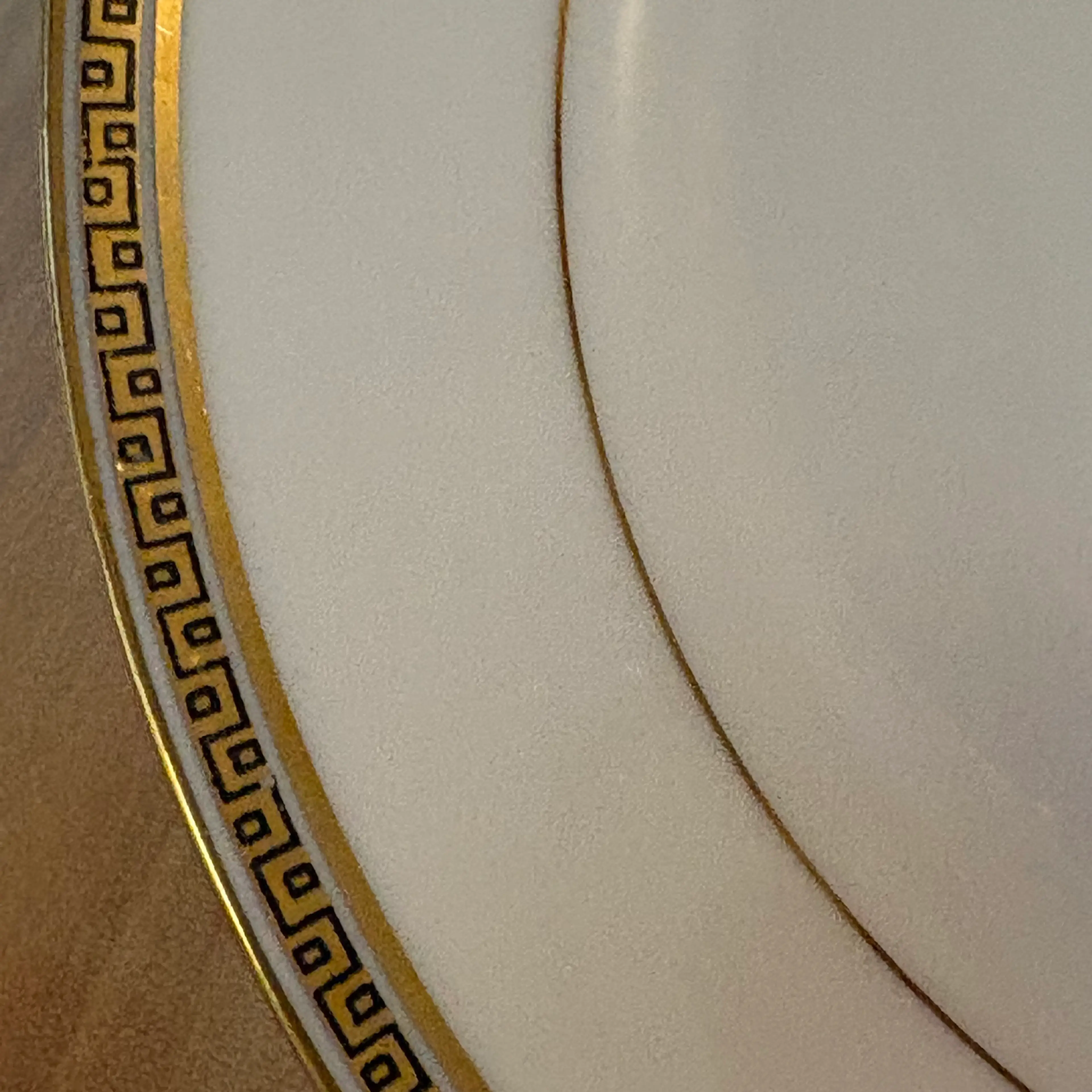 Image 2 of 7