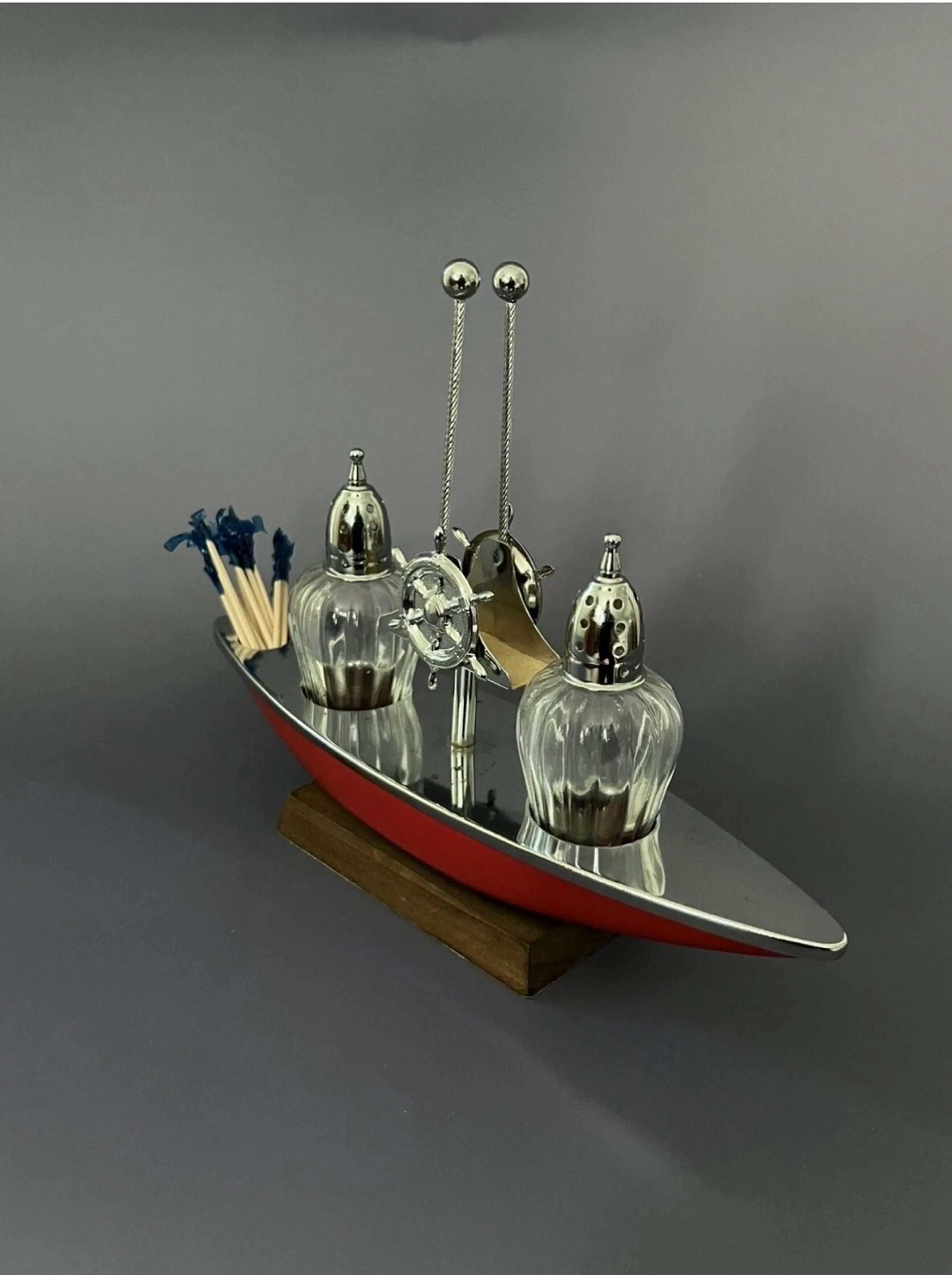 Image 2 of 5
