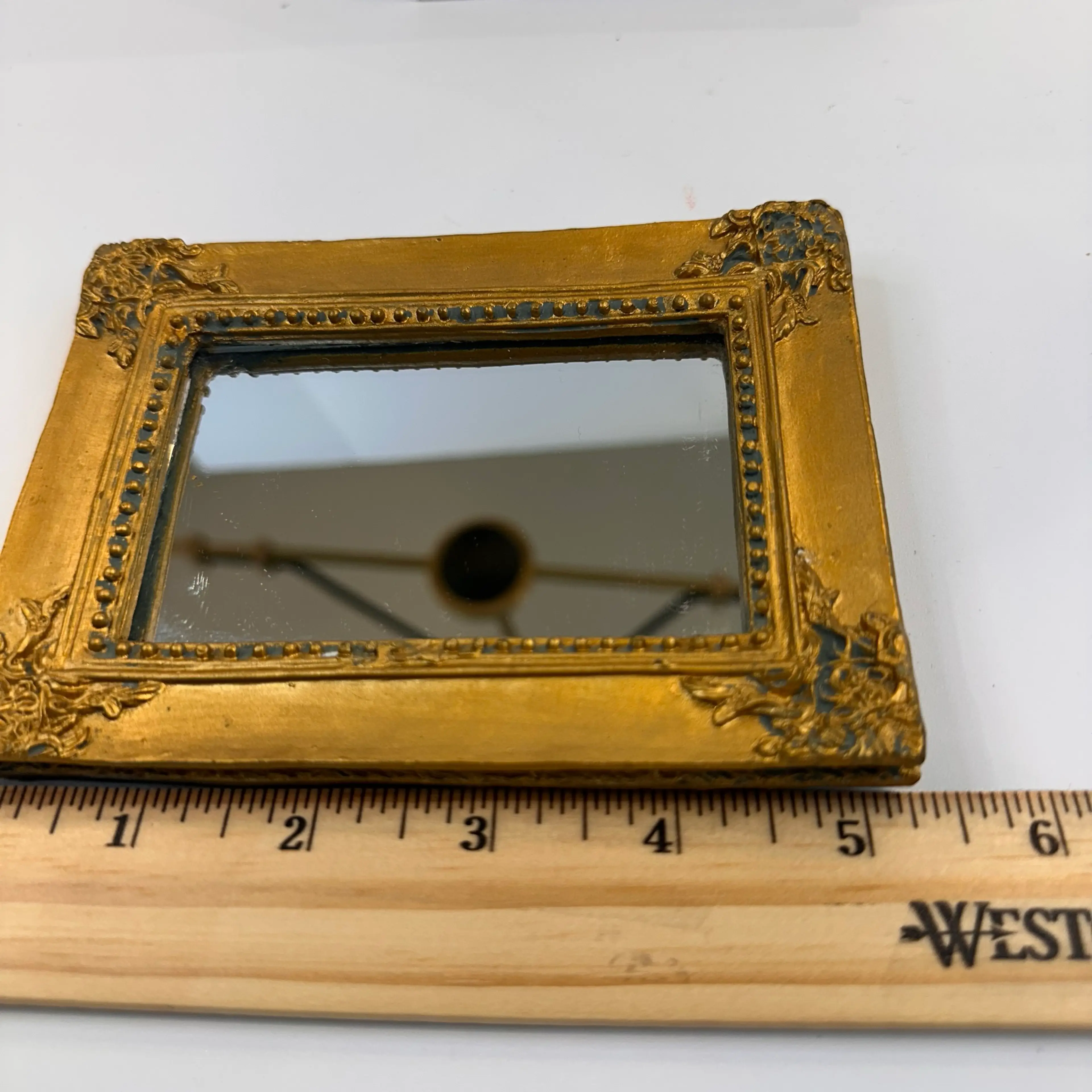 Image 4 of 7