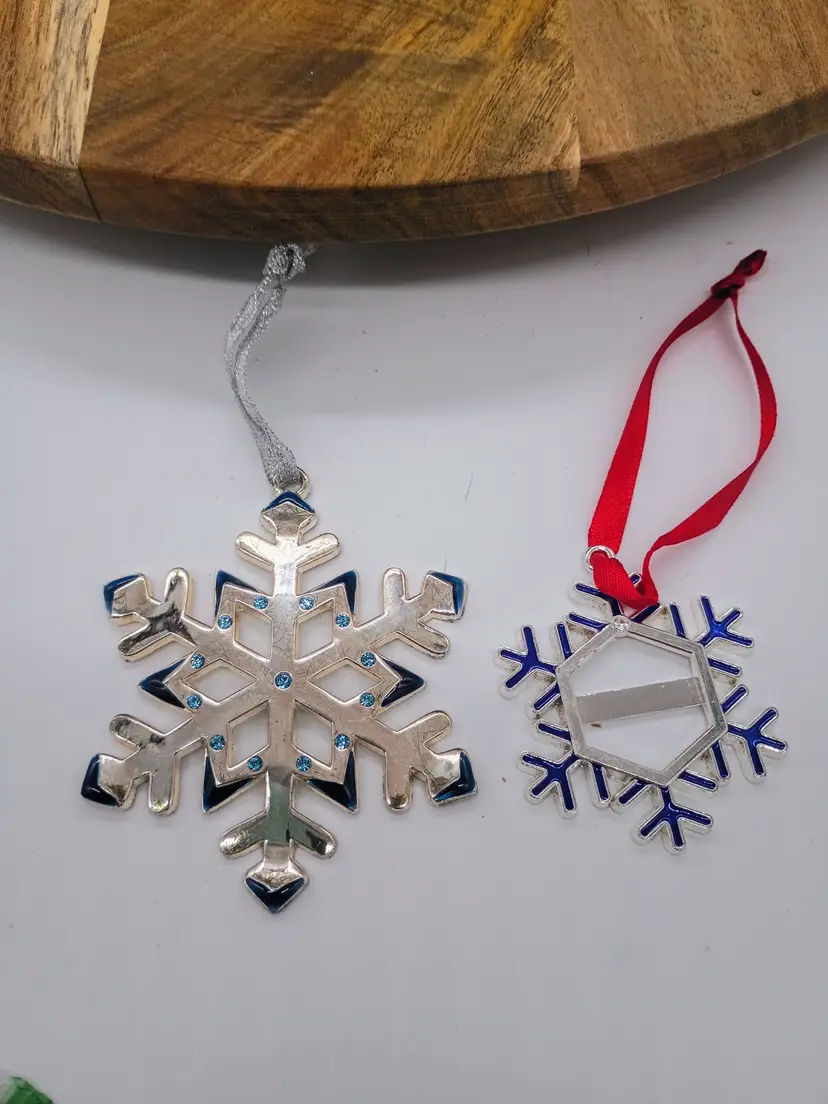 Harvey Lewis Snowflake and Snowflake Frame Ornaments