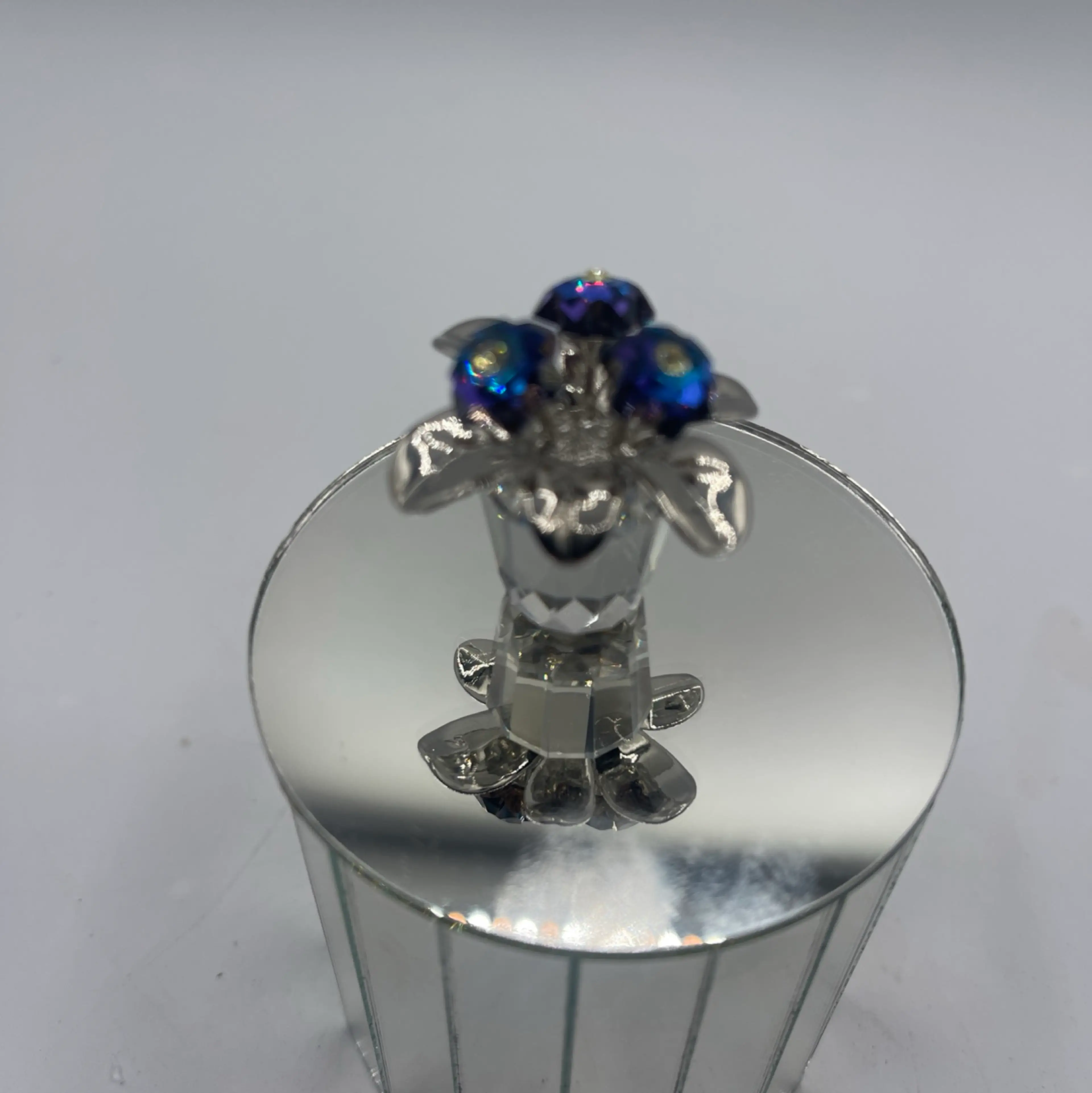 Image 1 of 7