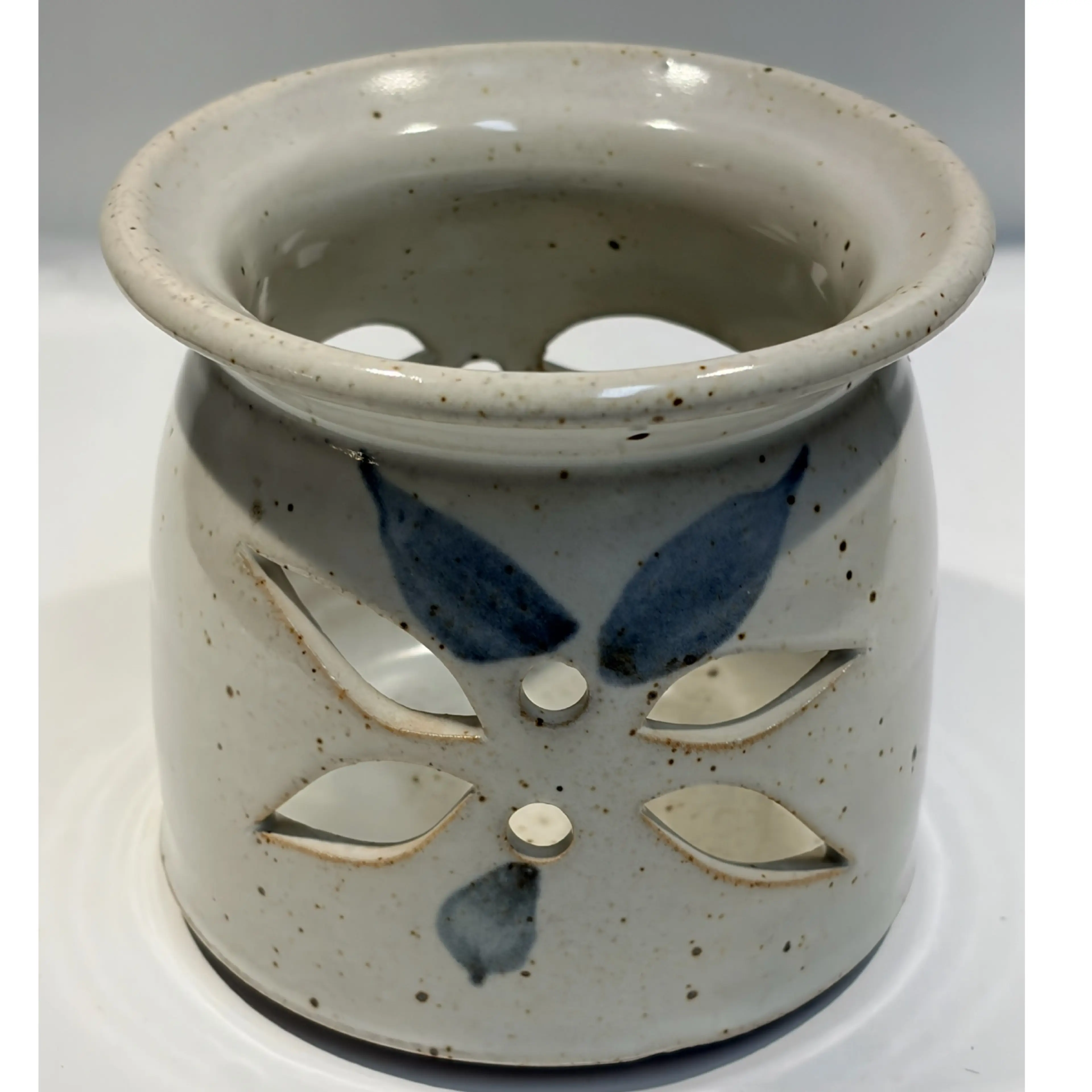 Image 4 of 6