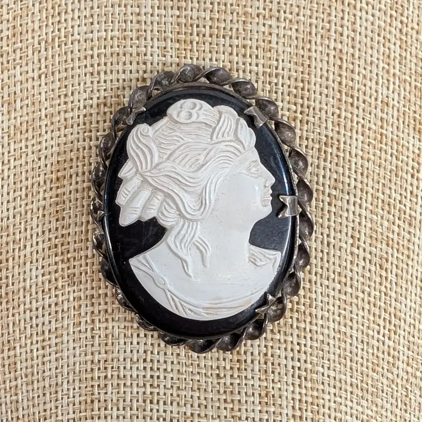 Vintage Sterling Silver Silhouette Cameo Brooch Black & White Victorian Revival