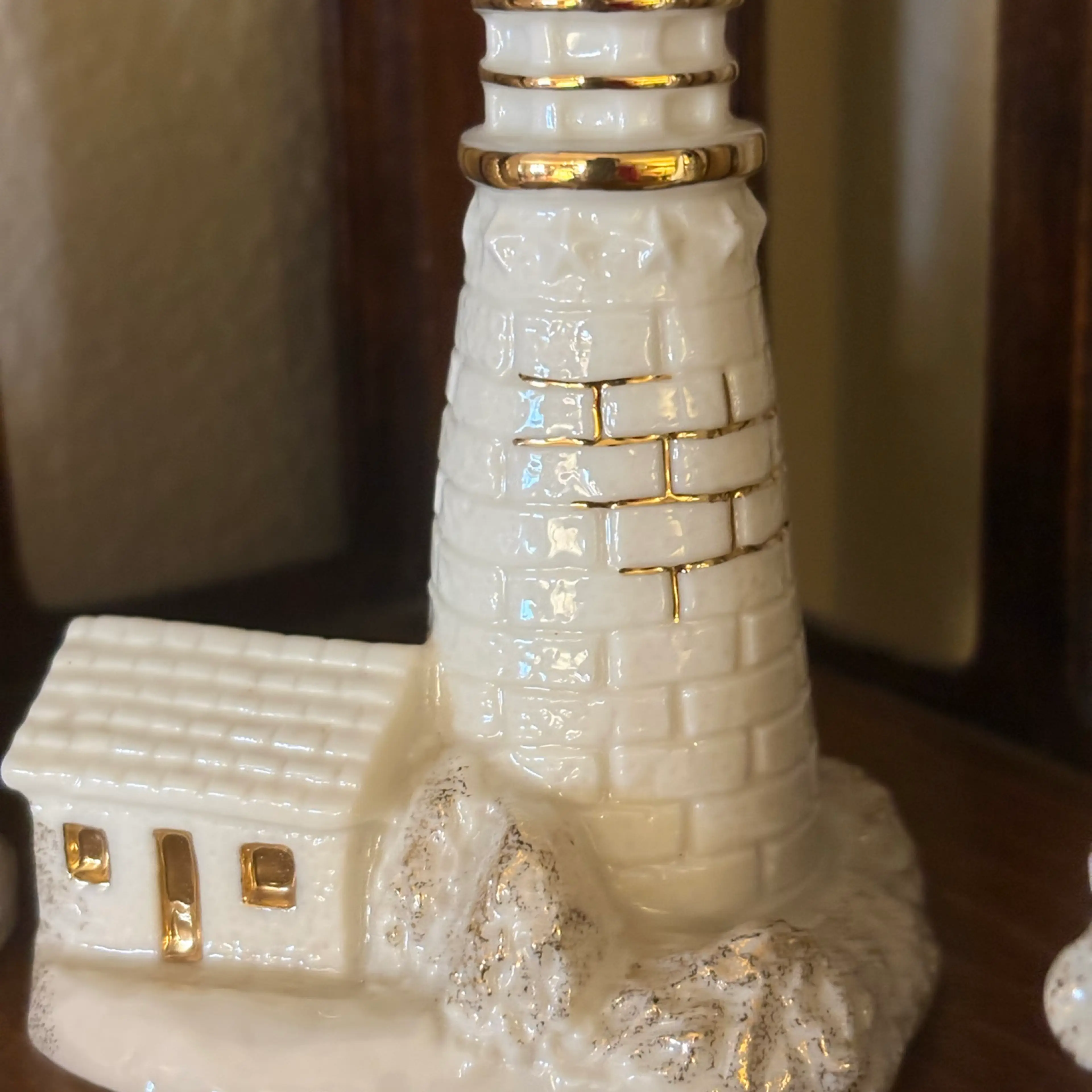 Image 4 of 5