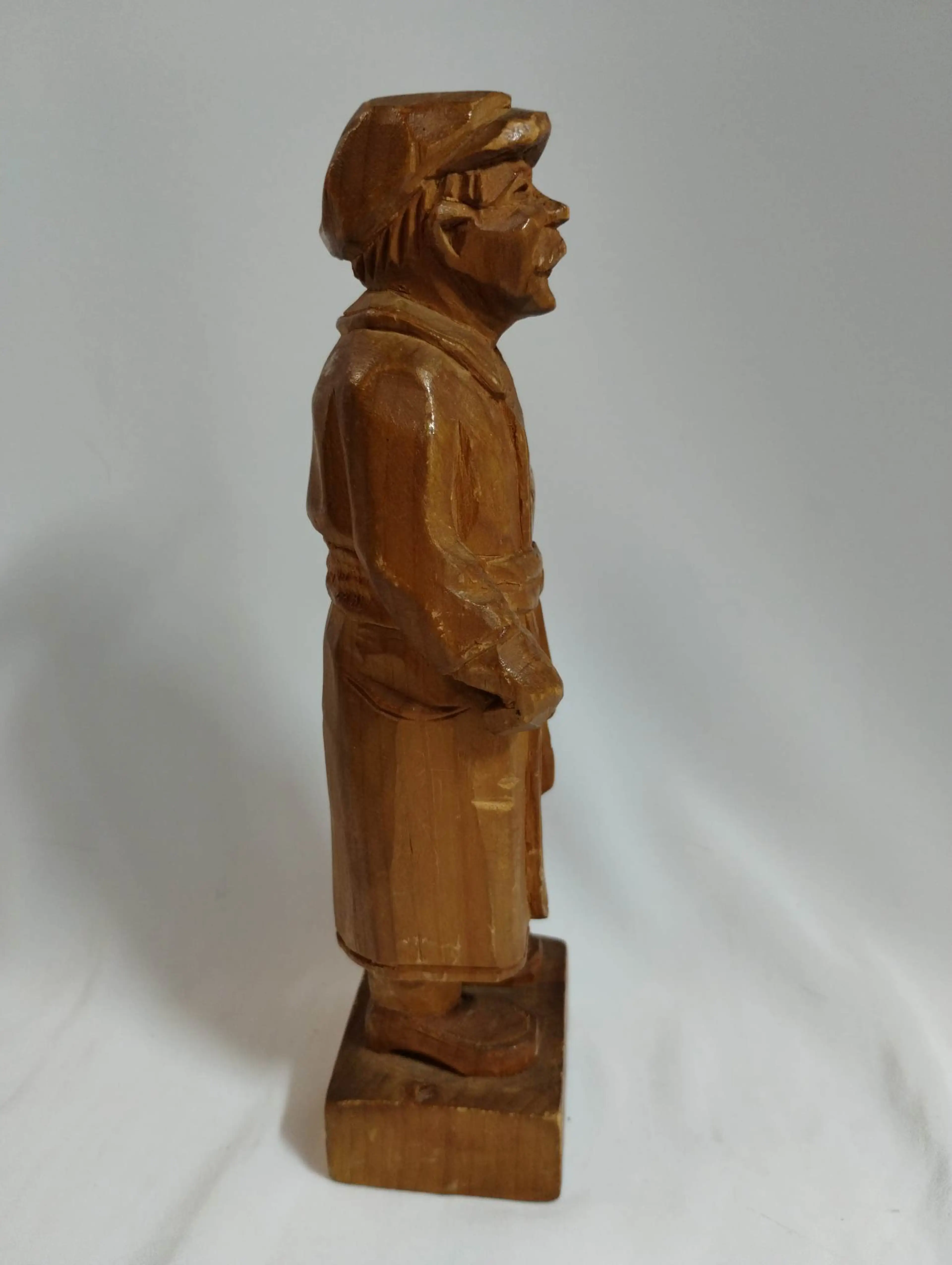 Image 3 of 9