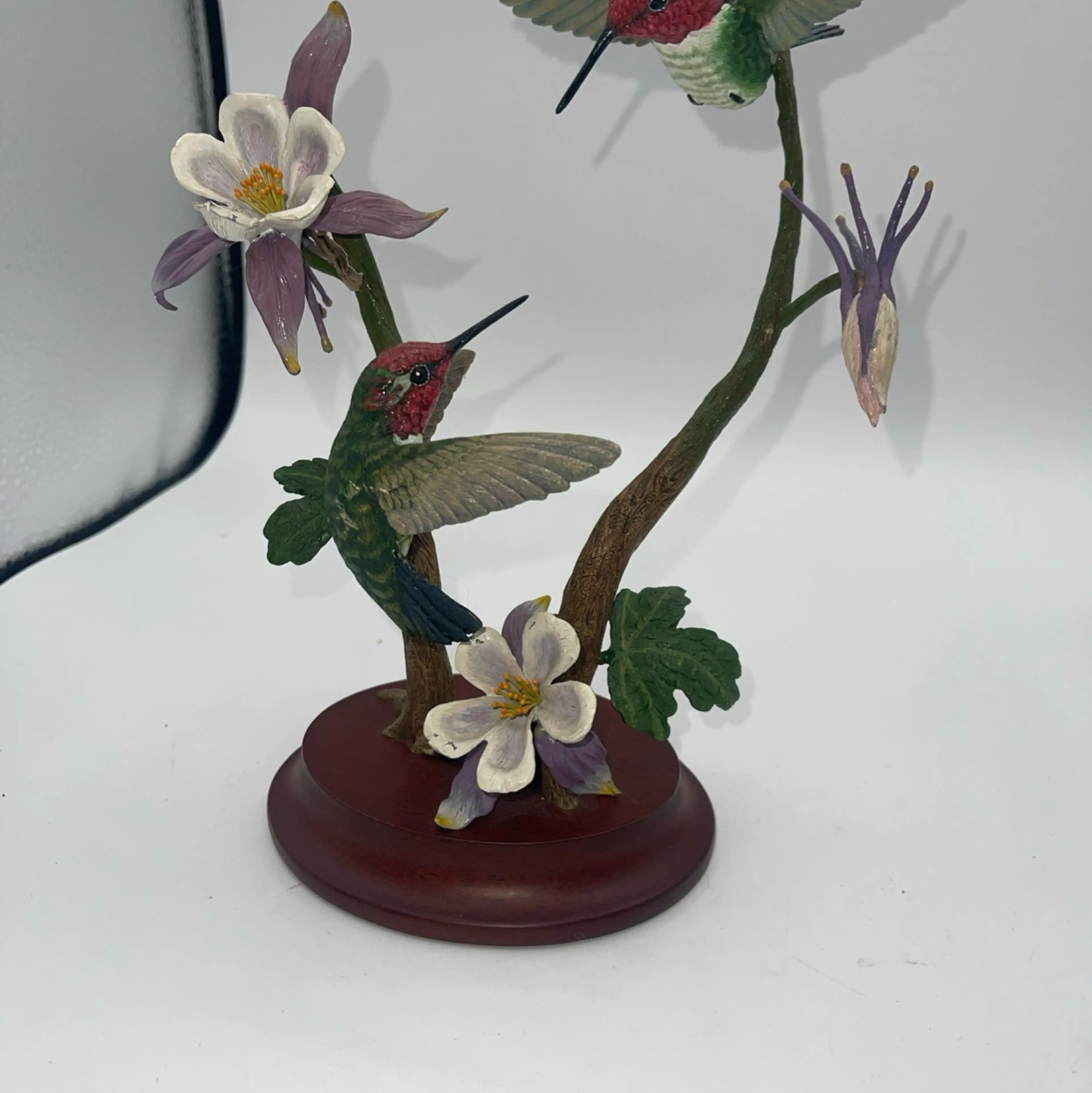 Image 2 of 7