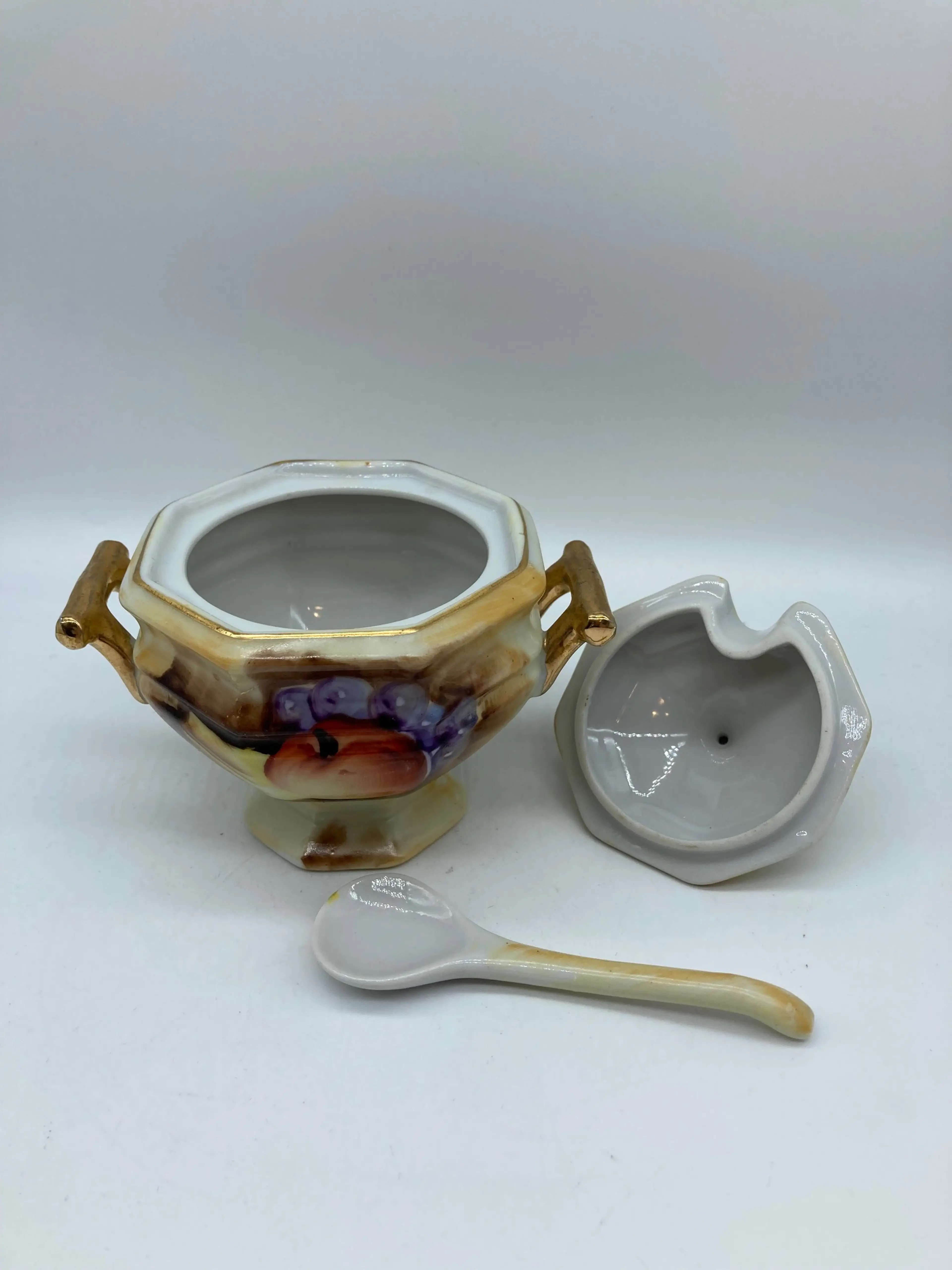 Image 4 of 5