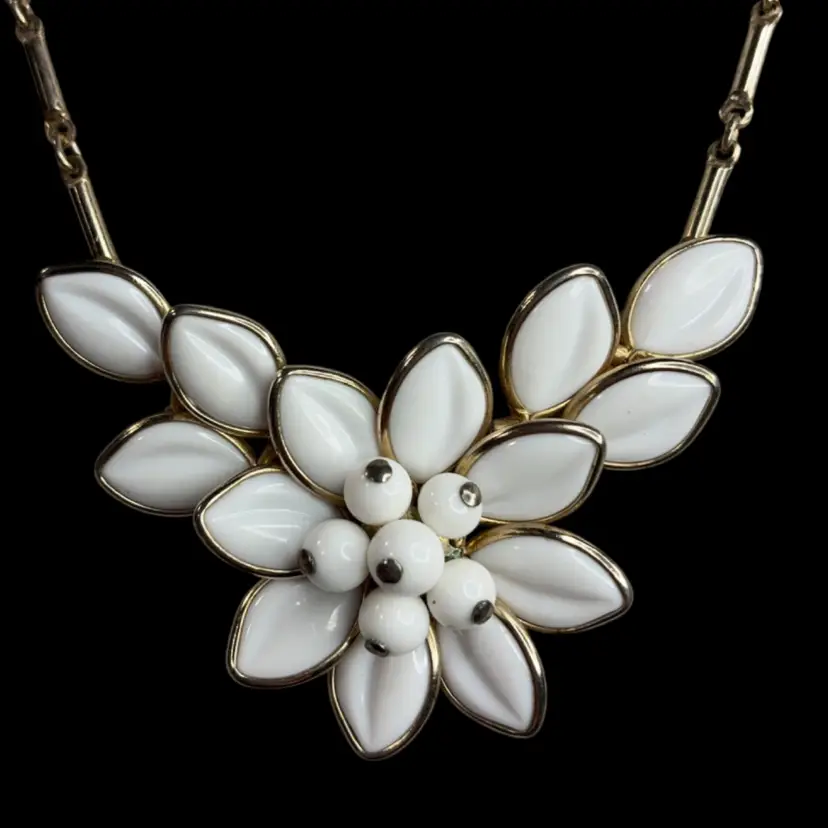 Fab Trifari Early Petal Ware Floral Necklace. This signed As Is Common With The Early Petalware Line. 15”