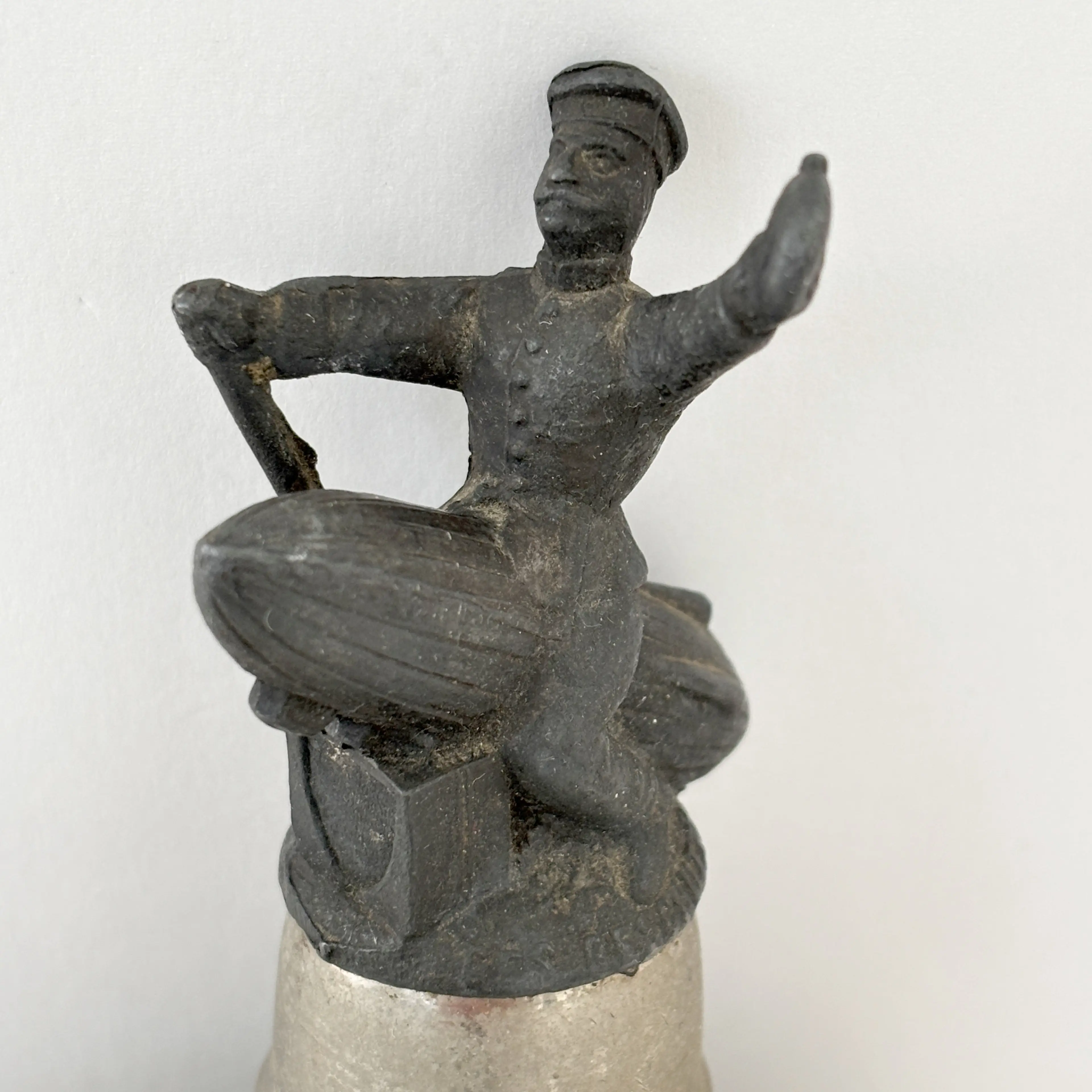 Image 3 of 8