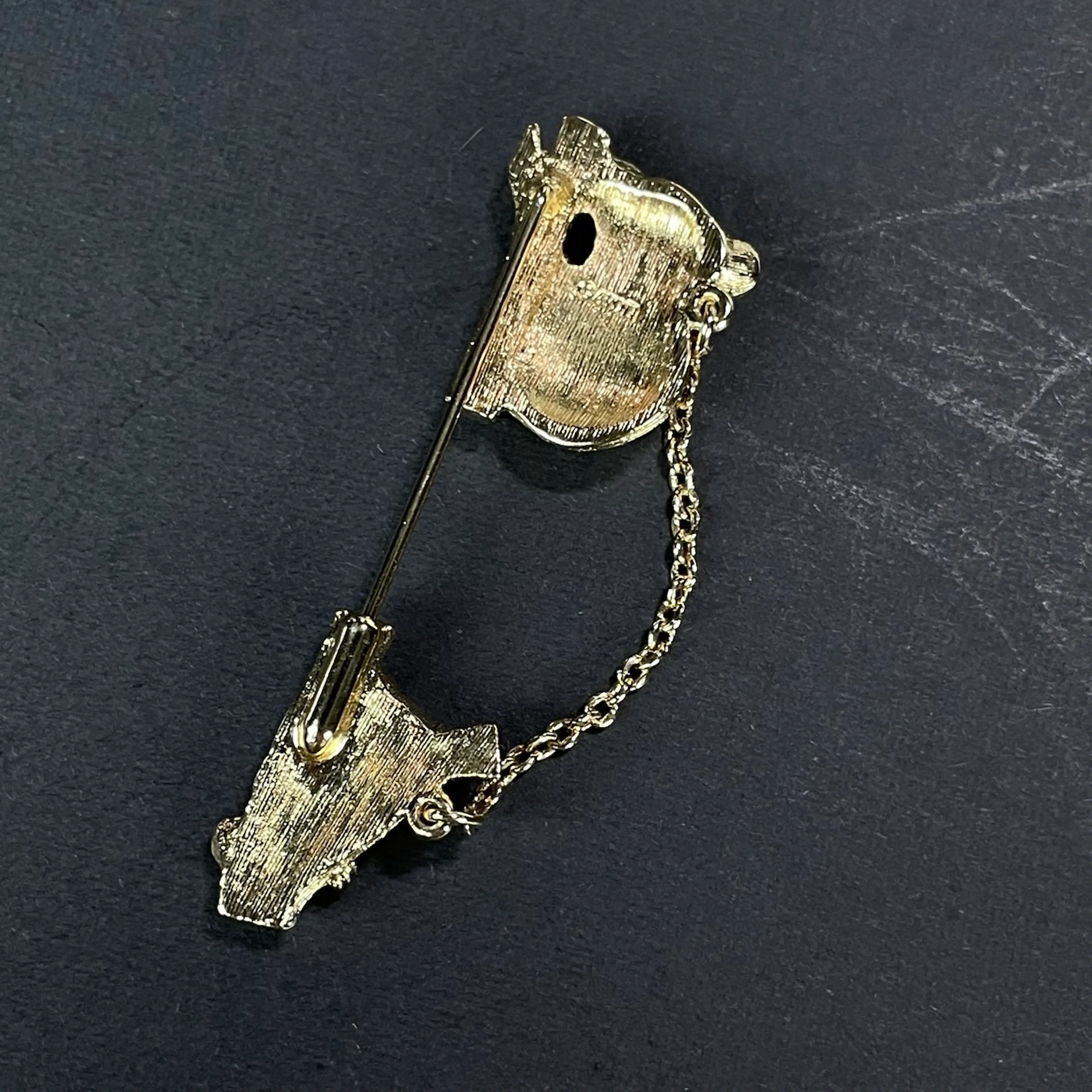 Image 4 of 6