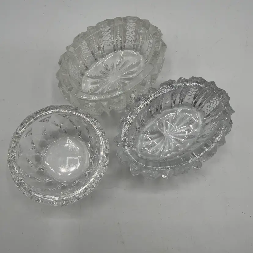 *Lot Of 3 Clear Glass Salt Cellars One Round Two Oval