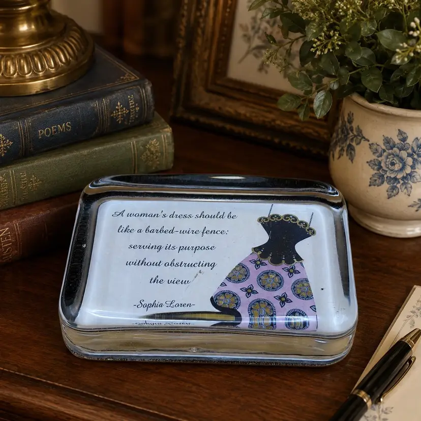 Vintage Style Glass Paperweight-Fabulous Sophia Loren Quote