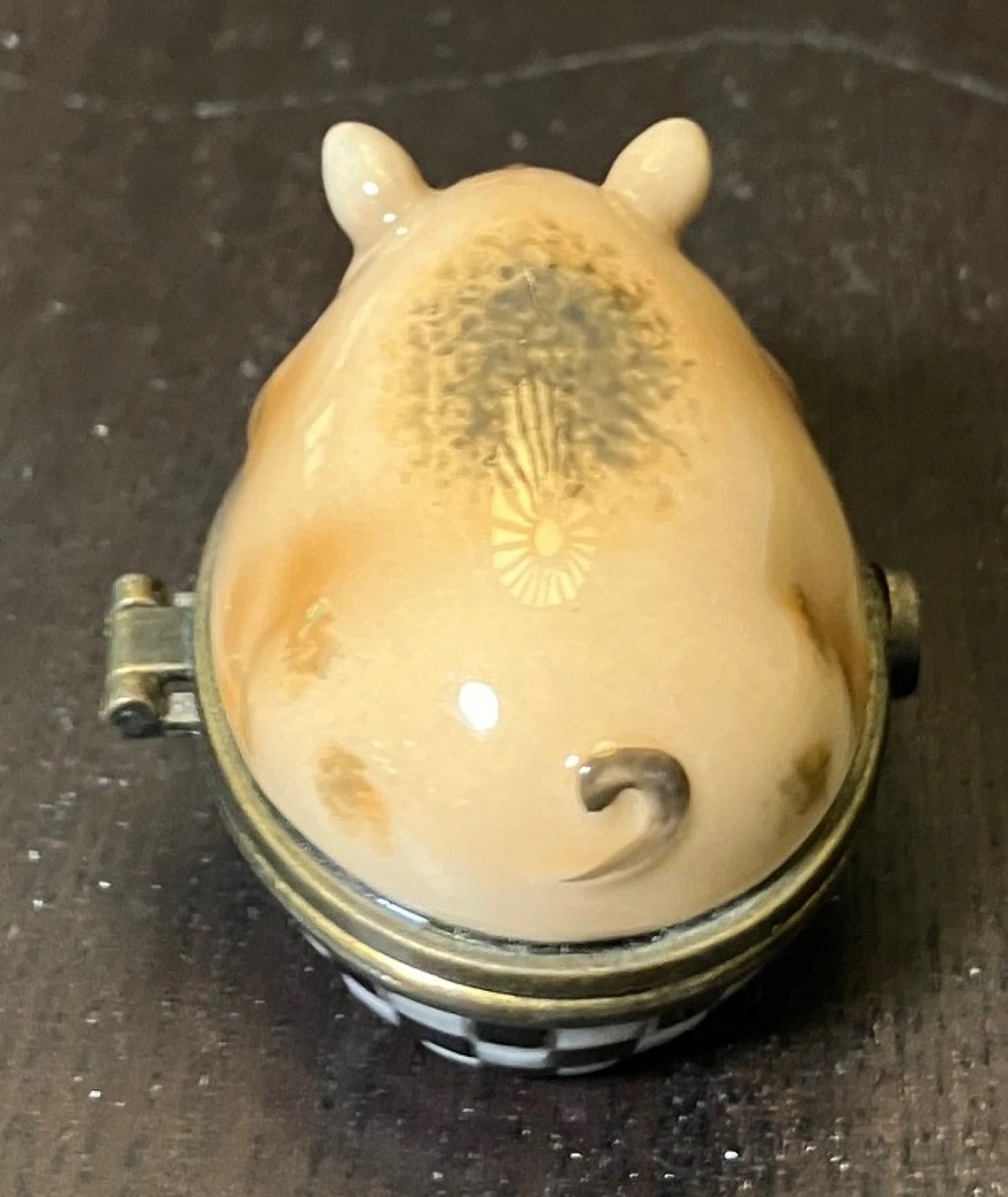 Image 2 of 12