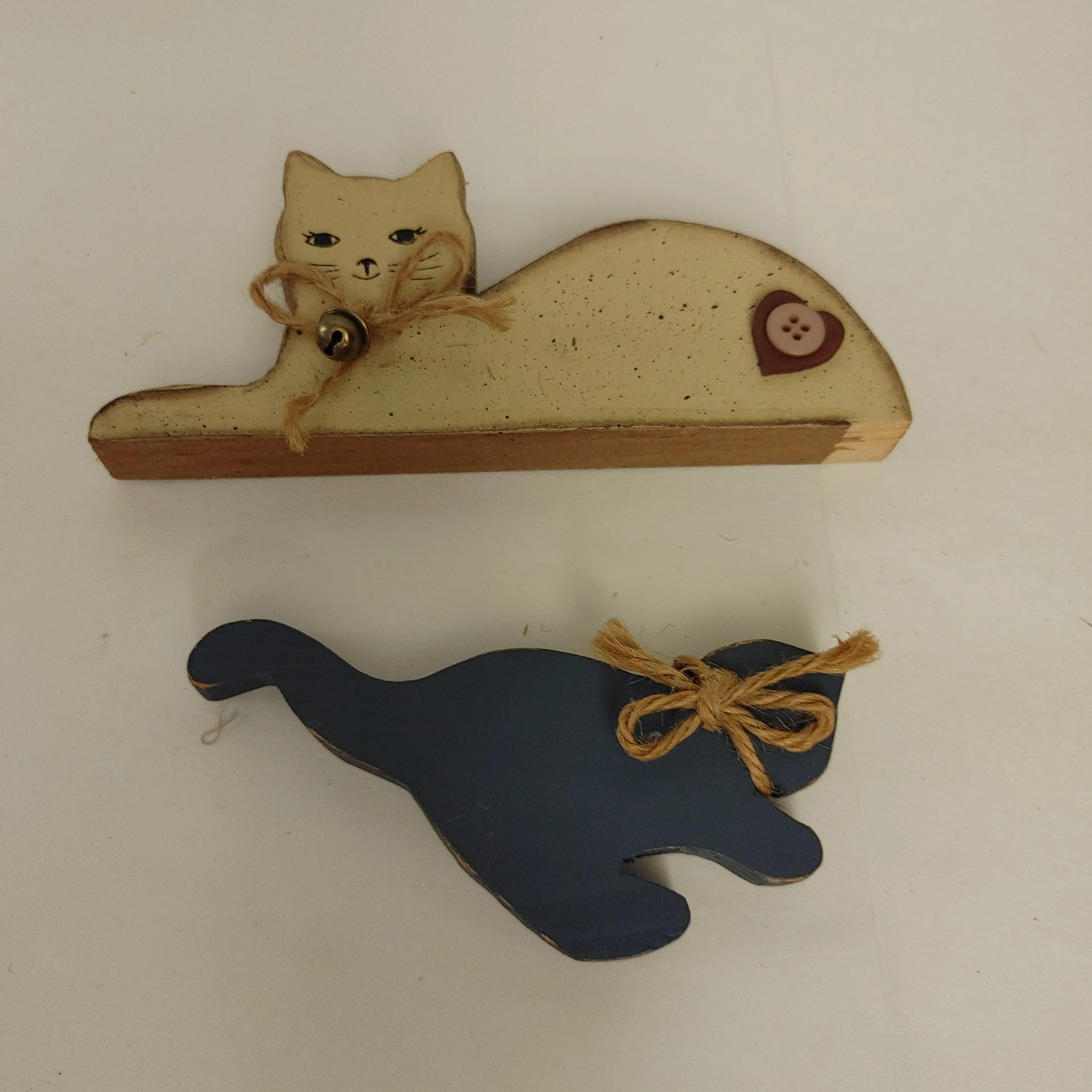 Image 2 of 3
