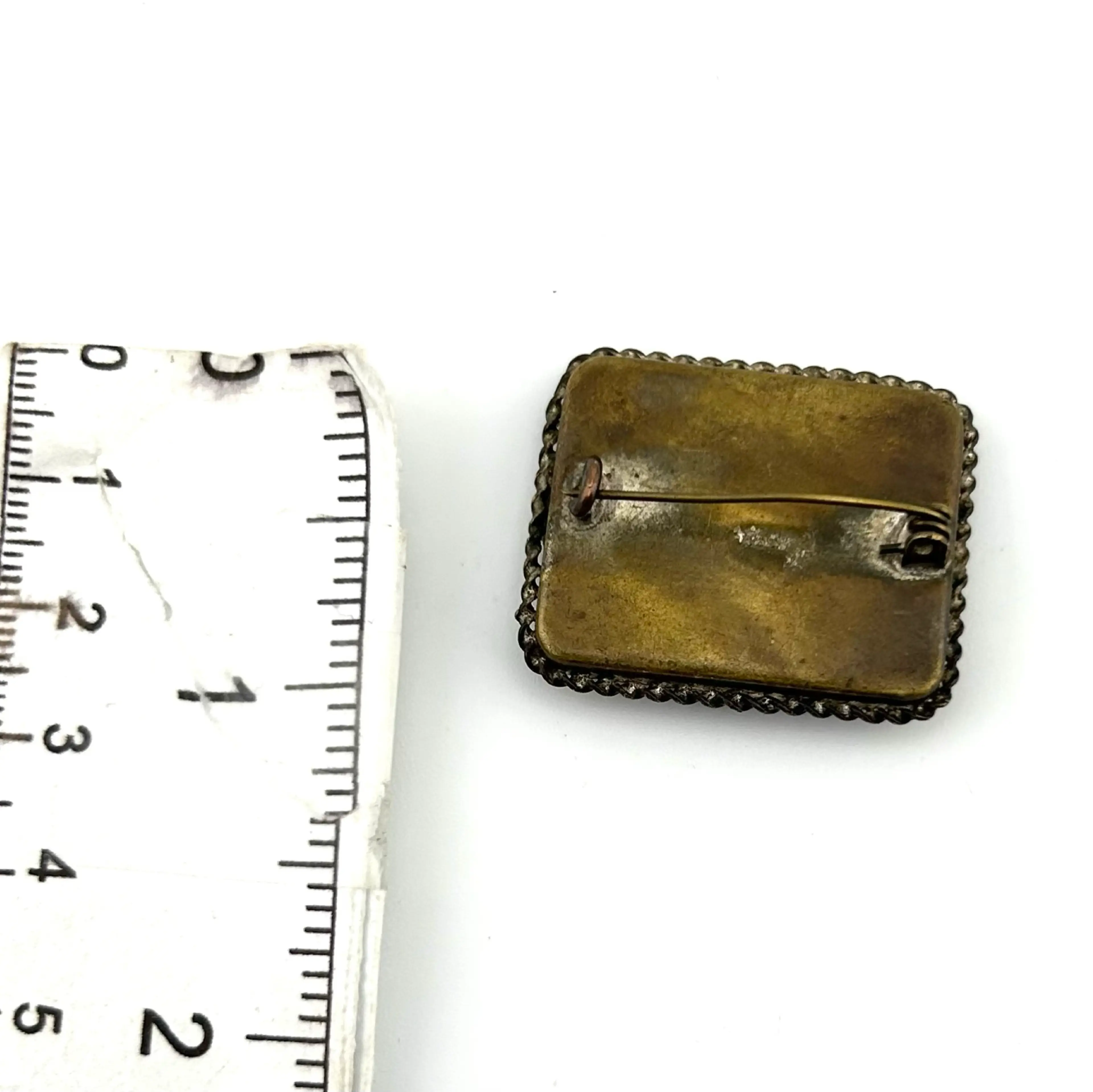 Image 3 of 4