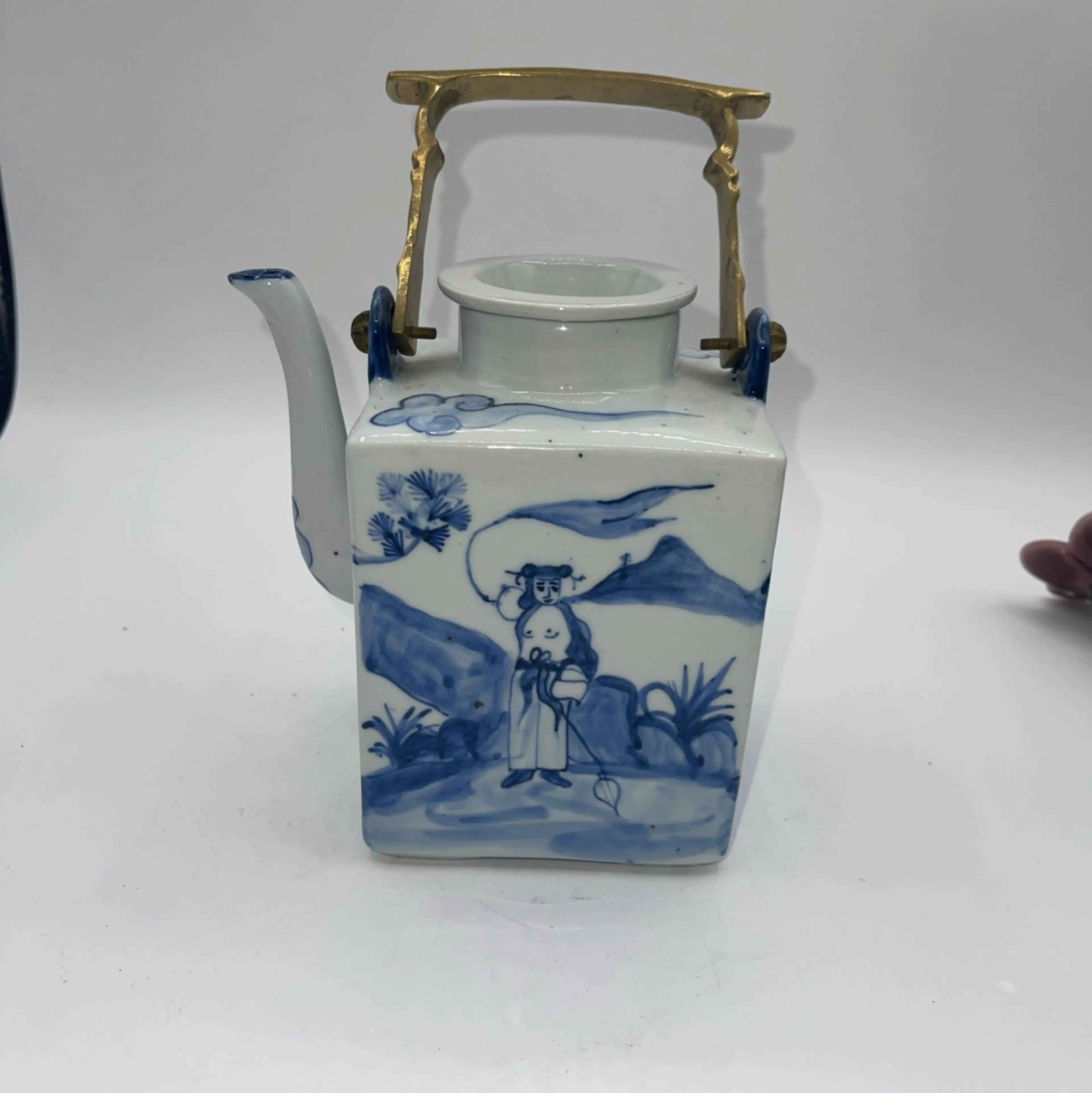 Image 1 of 8