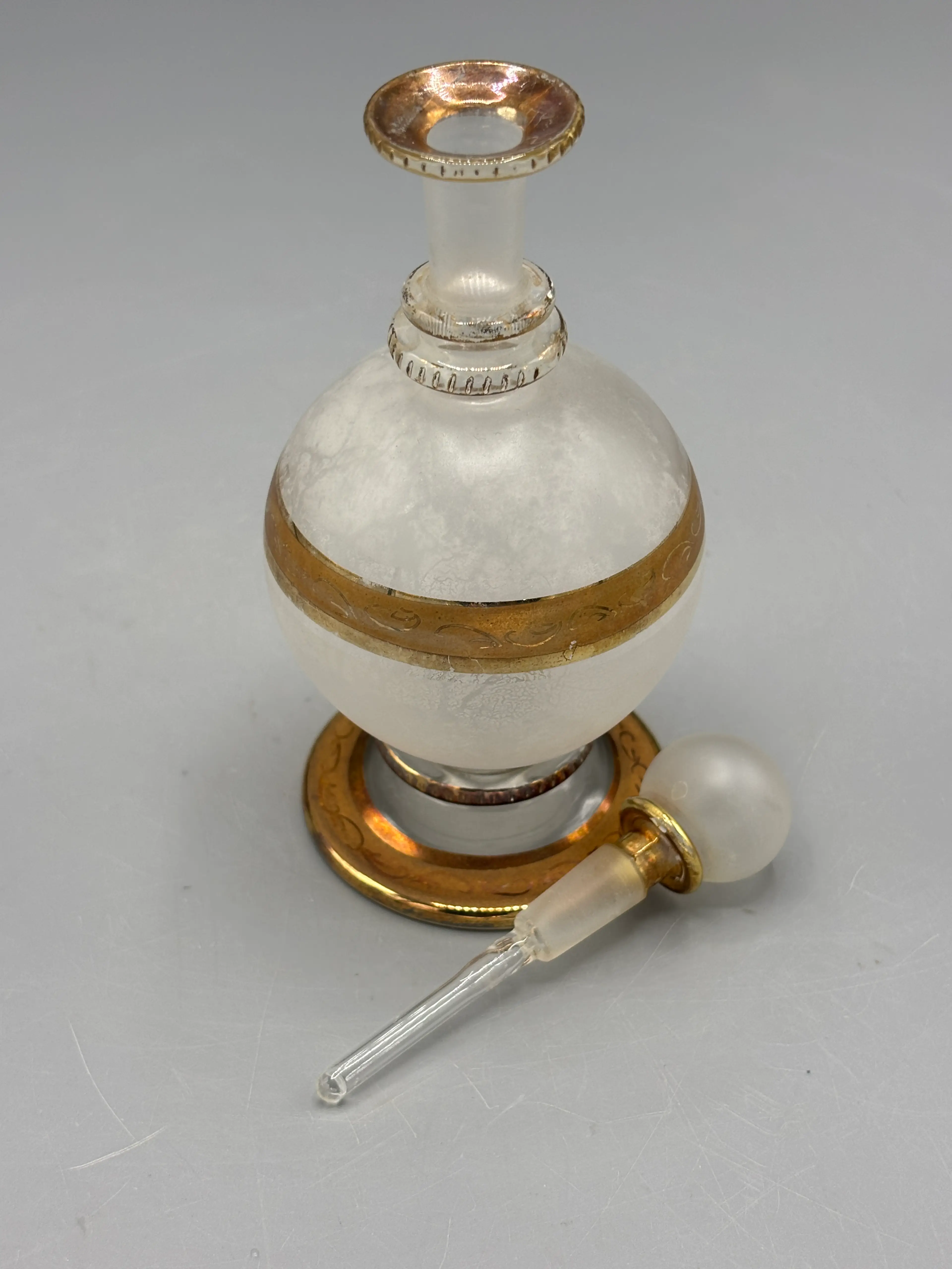 Image 3 of 3