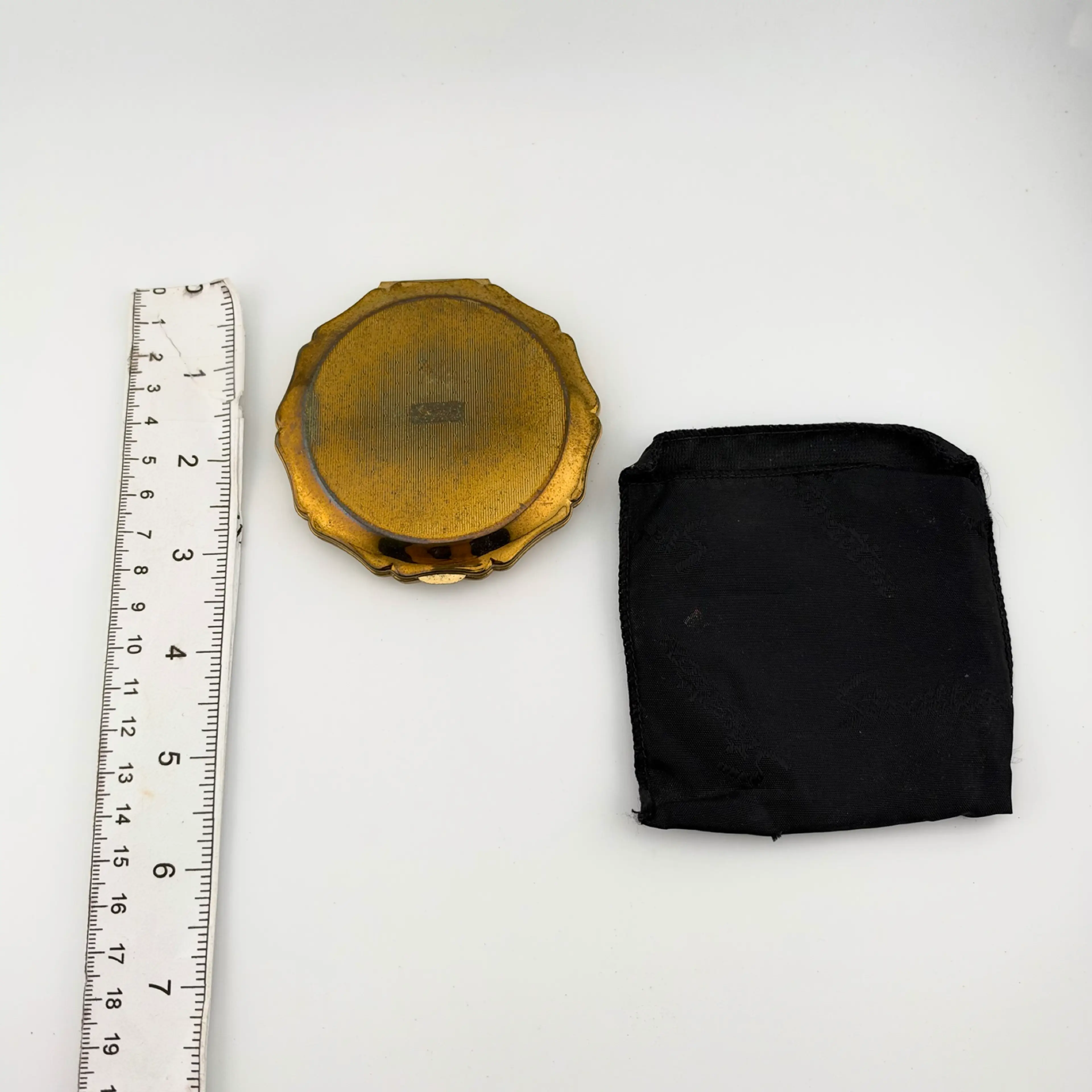 Image 3 of 3