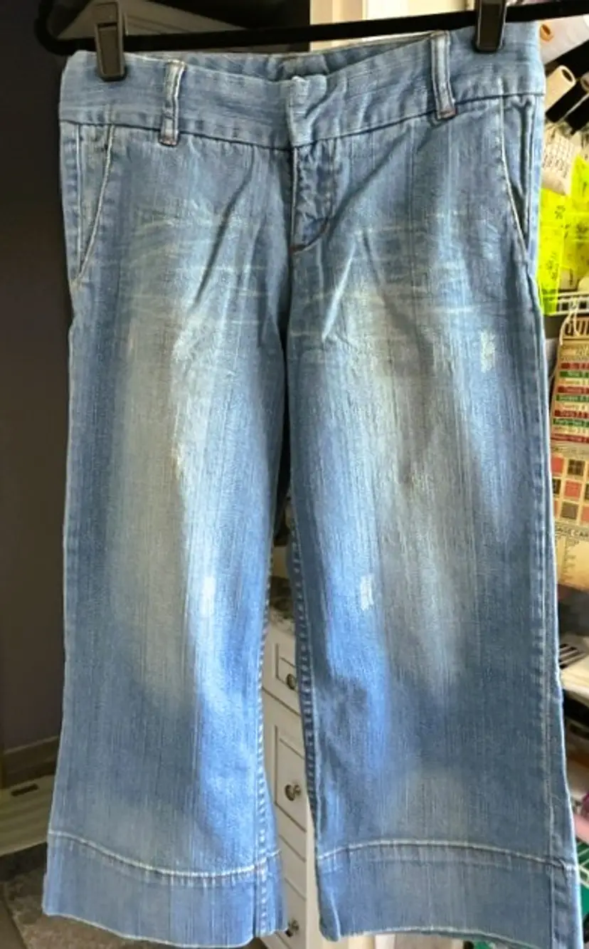Hot Kiss Cropped Jeans Sz 1