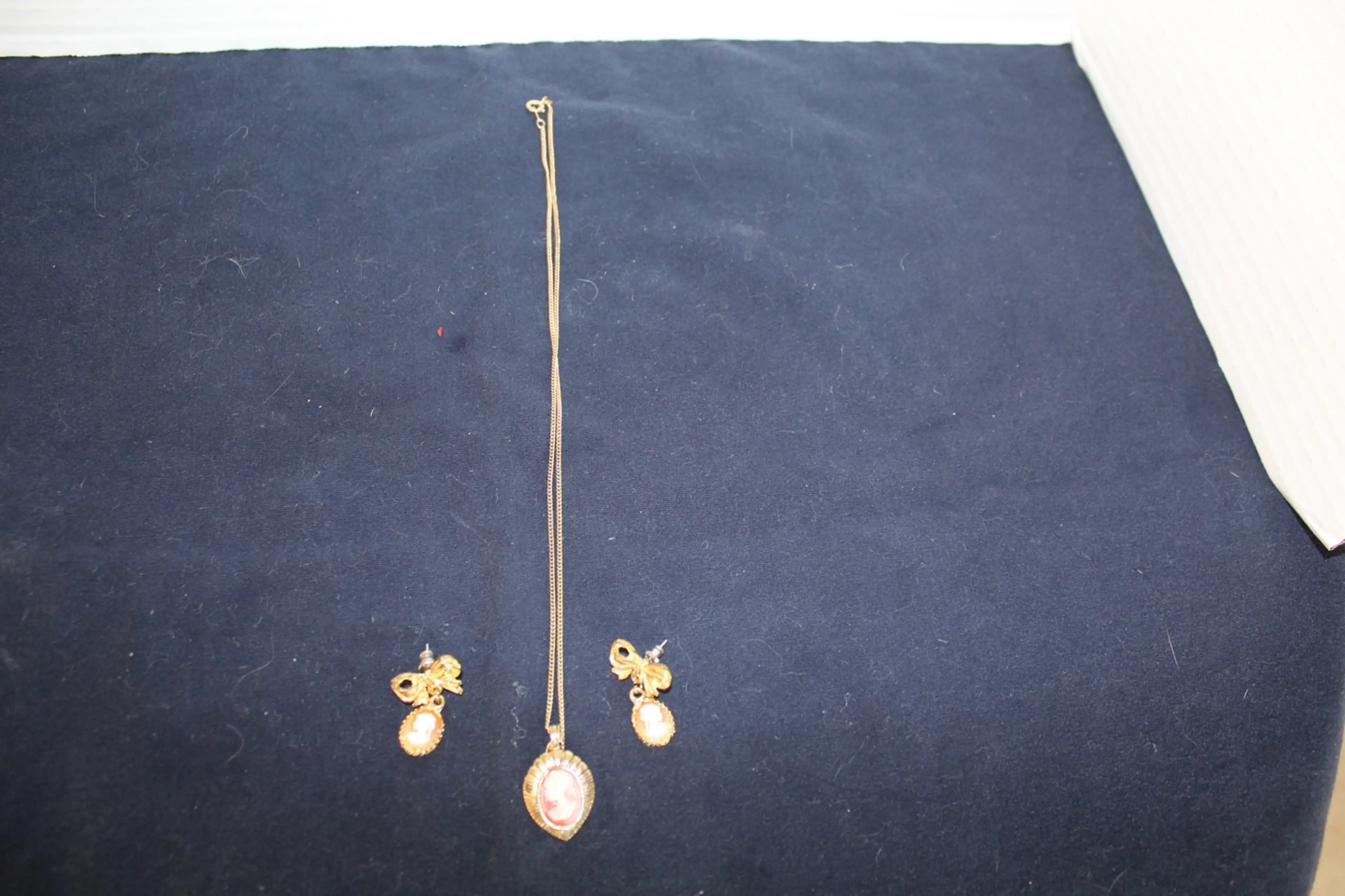 Image 3 of 8