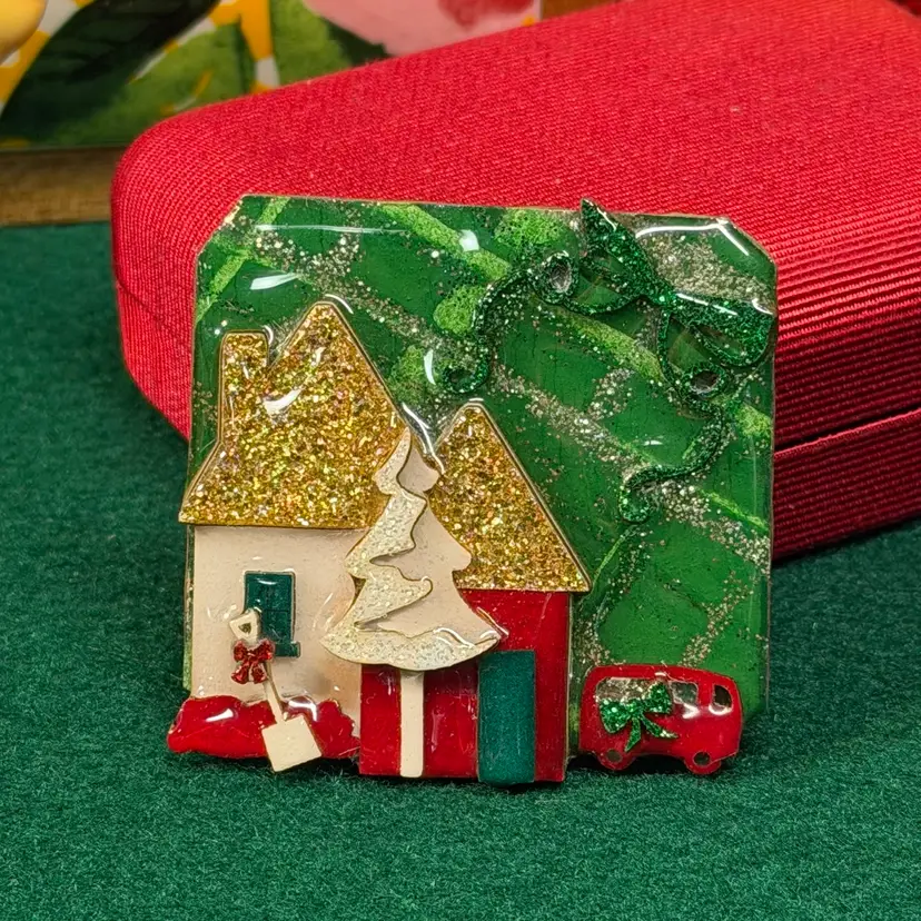House Pins By Lucinda Christmas Glitter Shovel Van Tree Ribbon Bow Gold Green Red