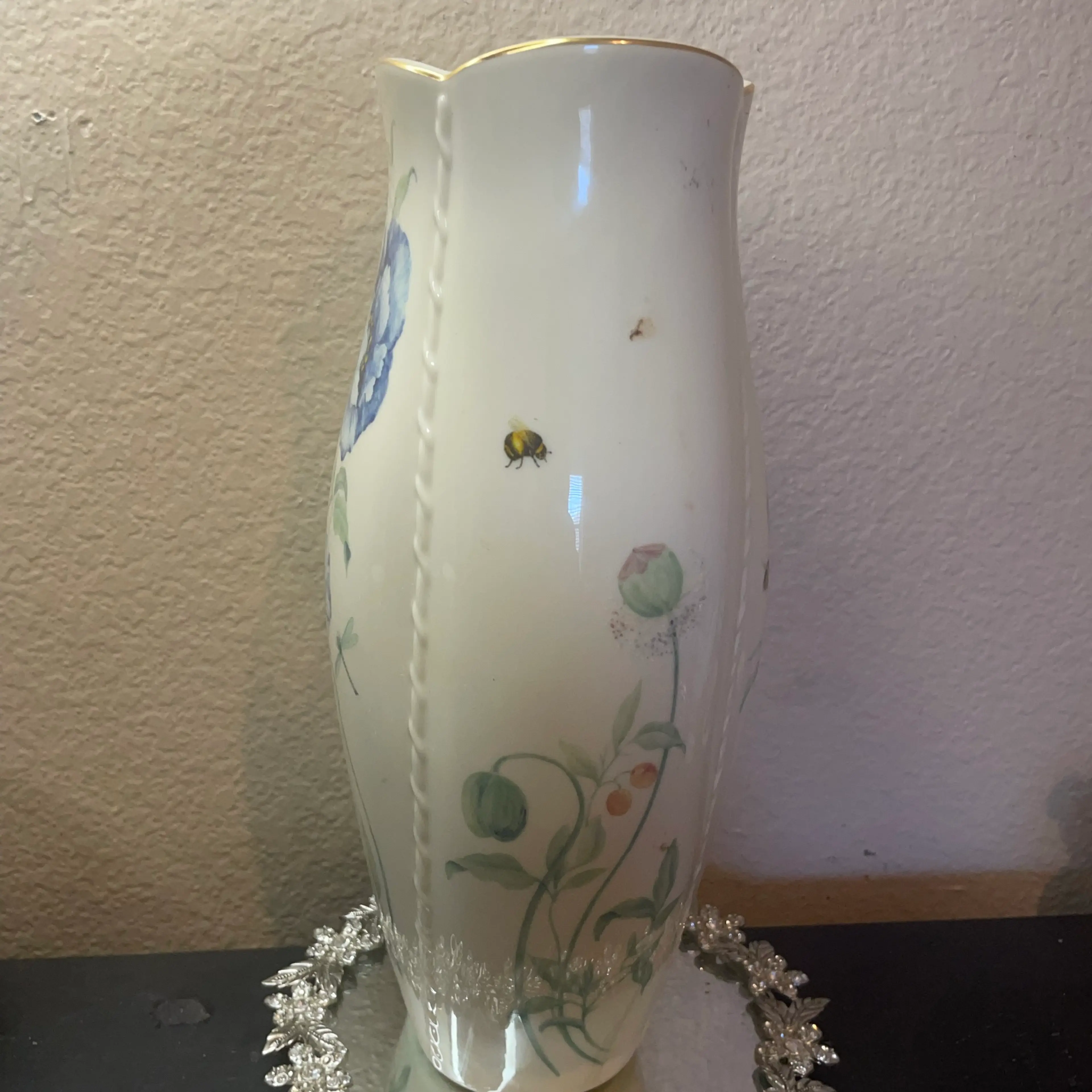 Image 4 of 9