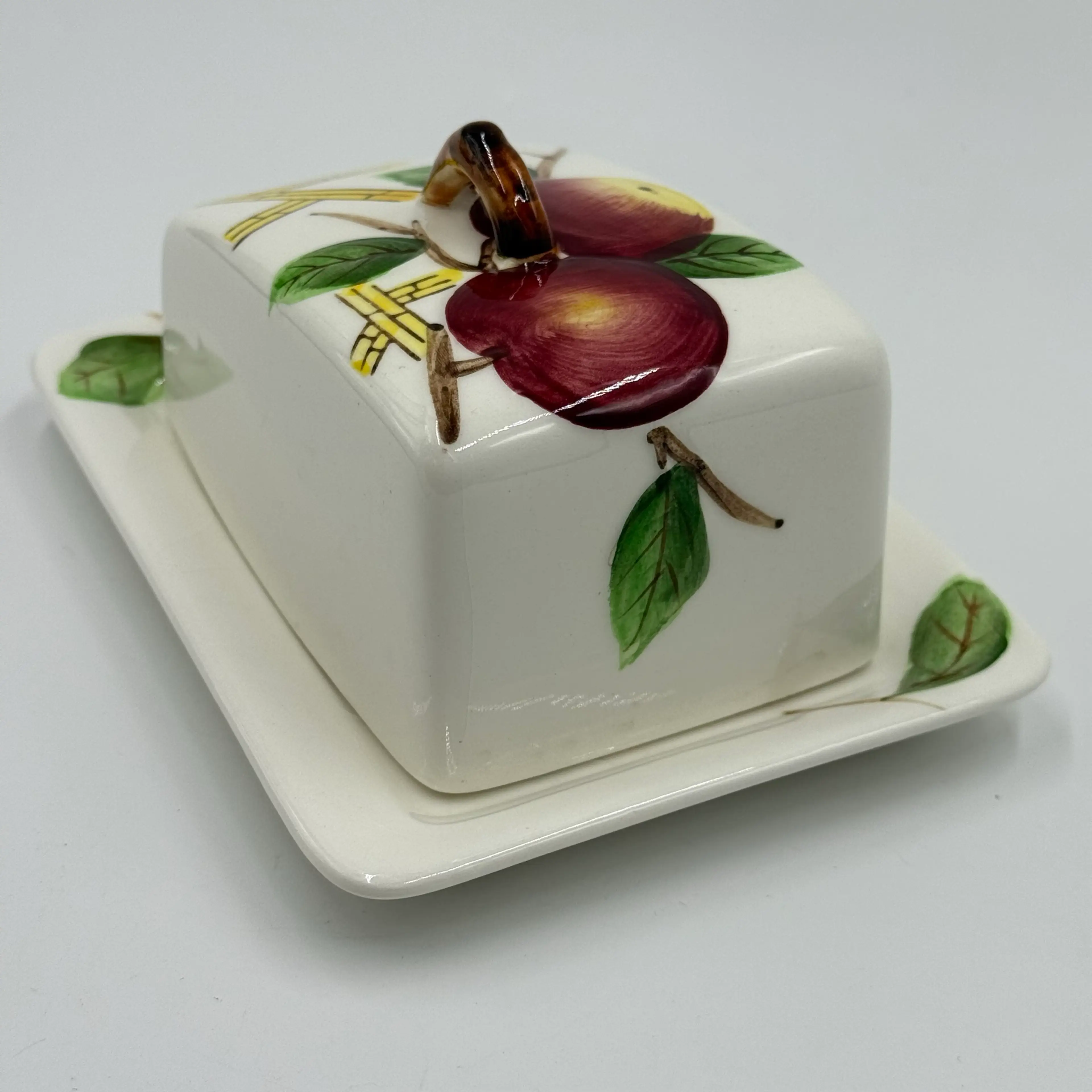 Image 4 of 16