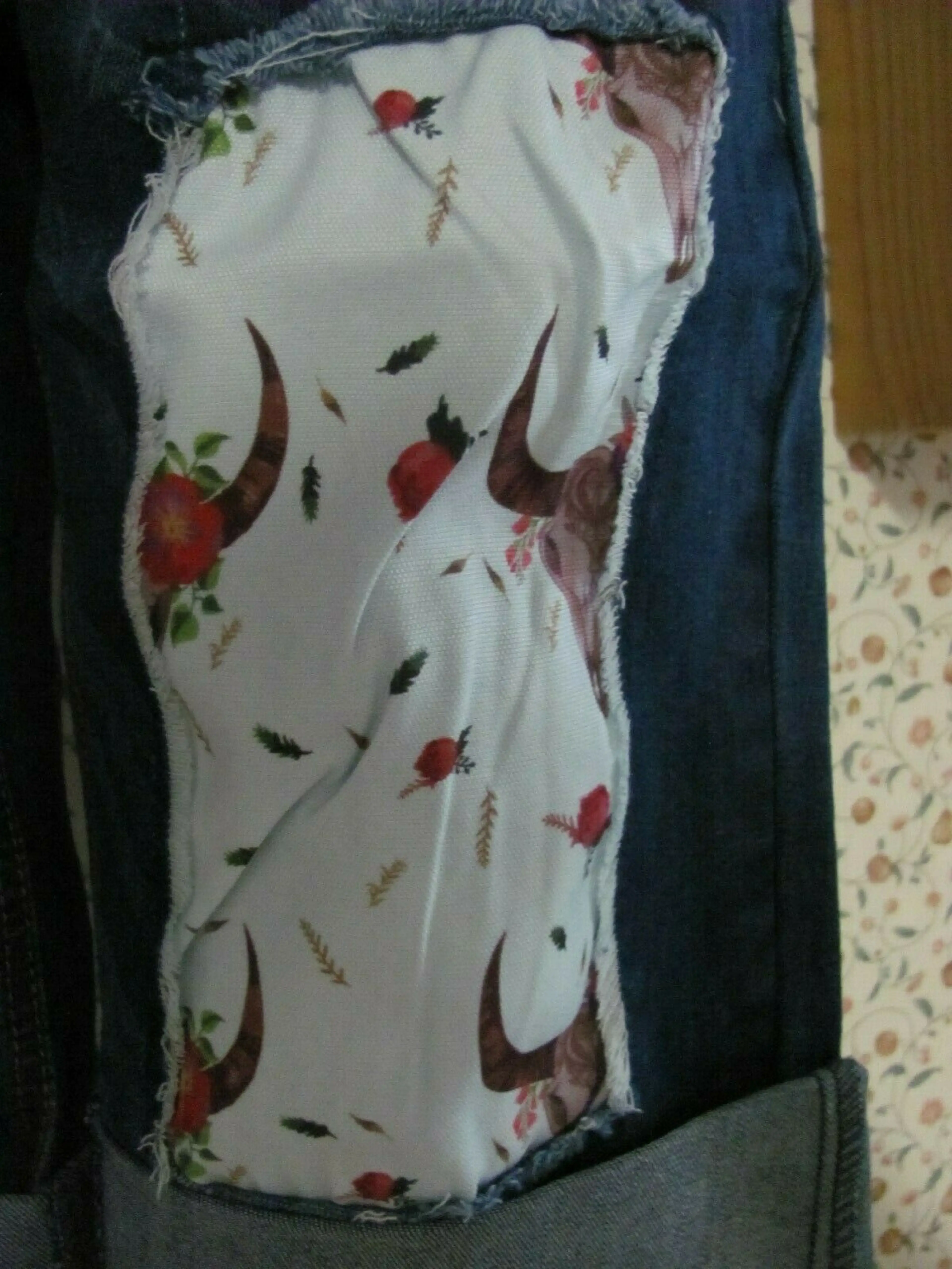 Image 3 of 4