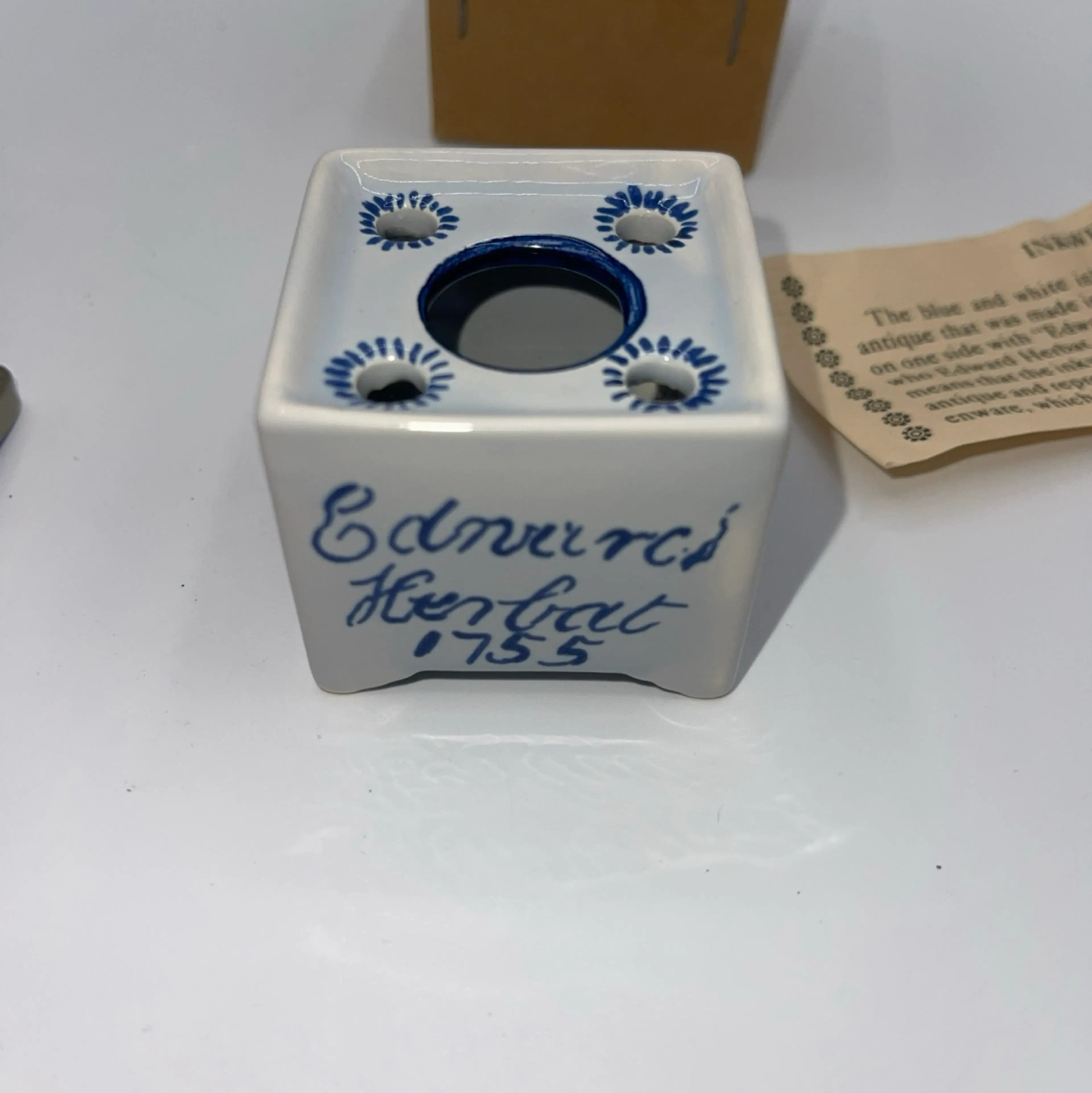 Image 4 of 8
