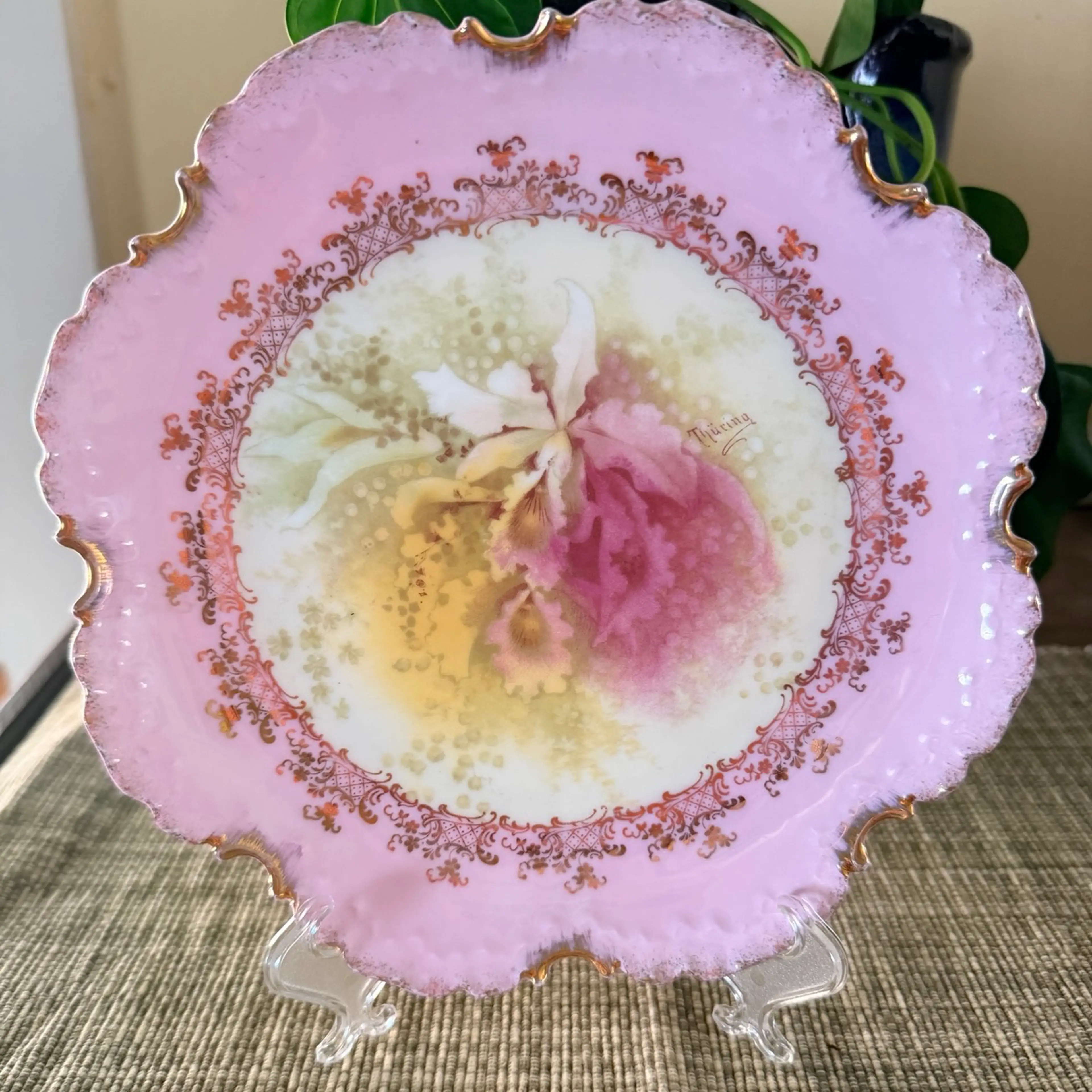 Image 1 of 2