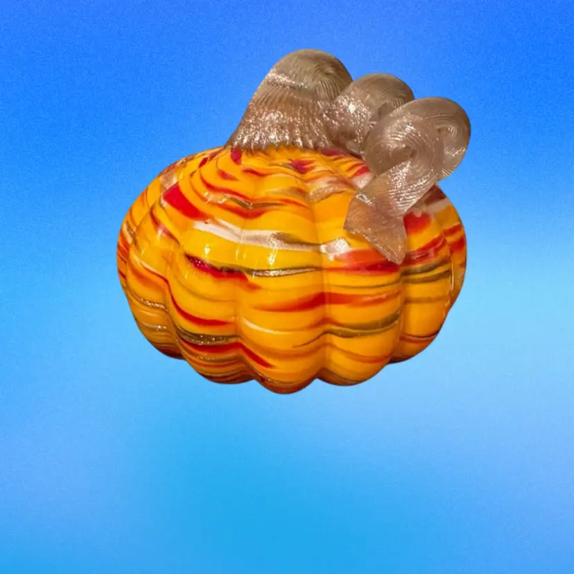 A024 Glass Pumpkin