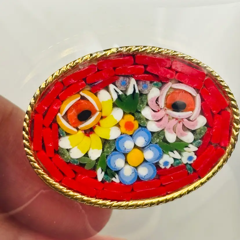 Vintage Italy Italian Micro Mosaic Glass Circle Floral Brooch Pin Unmarked