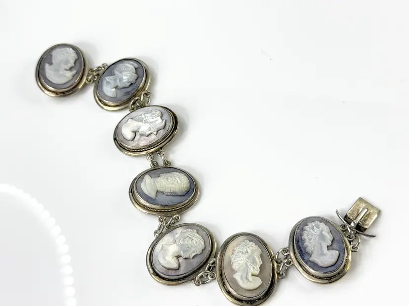 Early Century Sterling Silver Hand-Carved MOP Cameo Bracelet 7" 34.2g JR2183