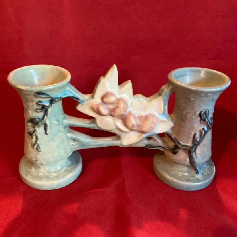 20. VTG 1930’s Roseville “Magnolia” #182-5 Double Bud Vase