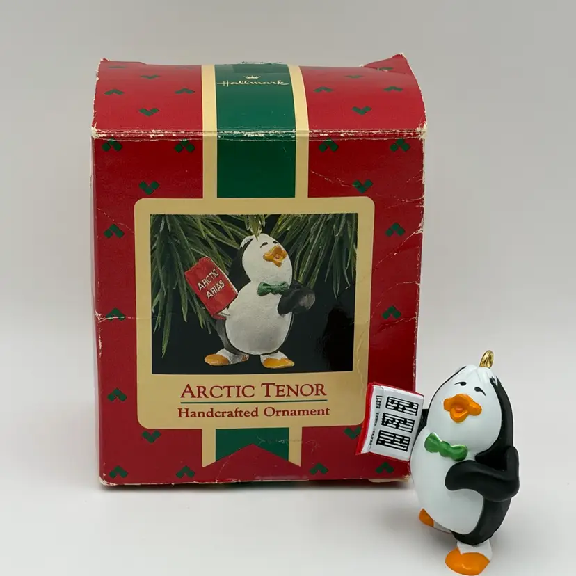 Hallmark Keepsake Christmas Ornament “Artic Tenor” Singing Penguin 1988