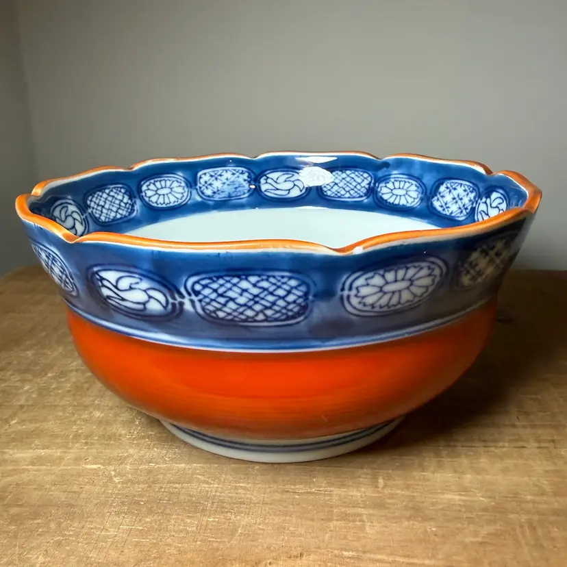 Takahashi Imari Style Bowl, Persimmon Red and Cobalt Blue