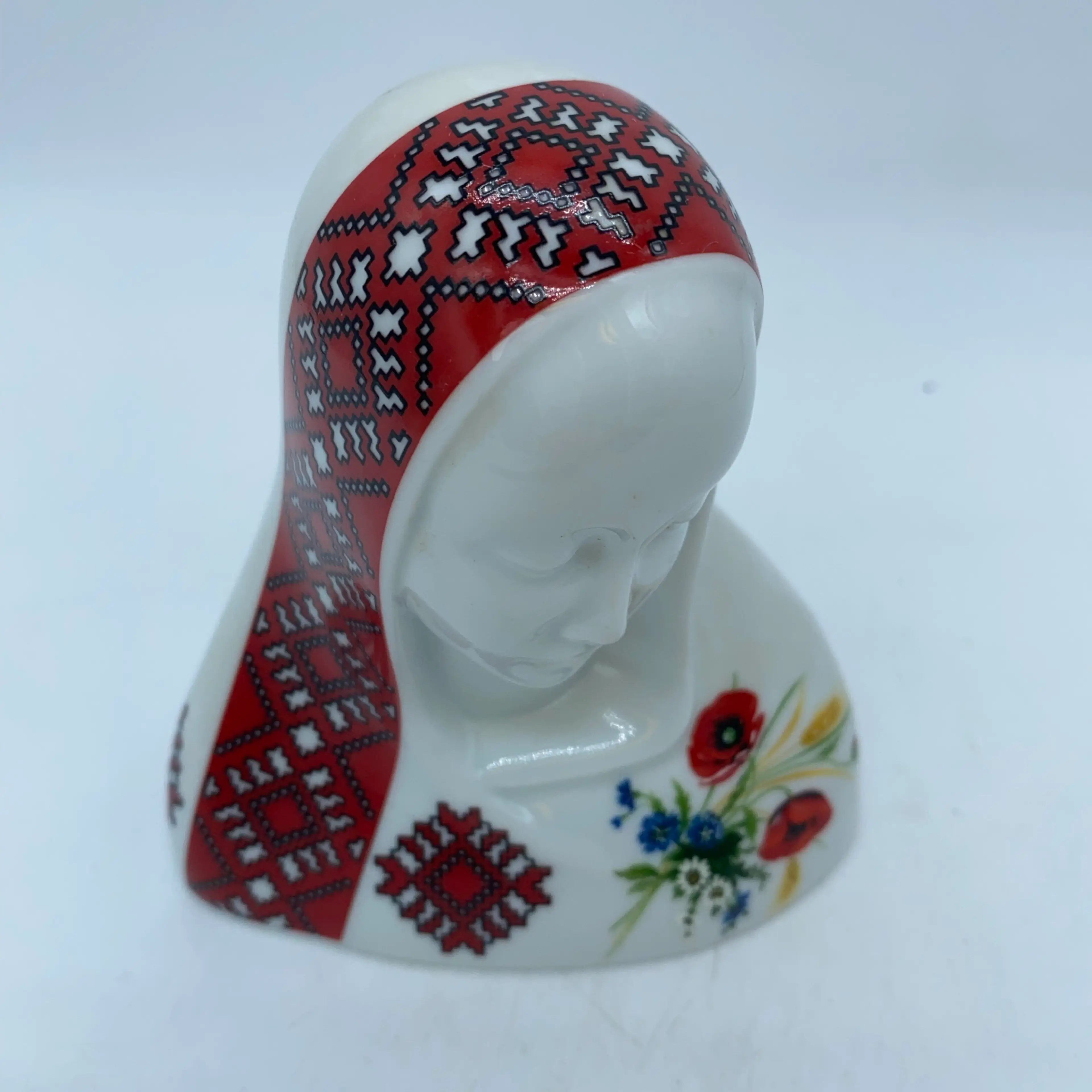 Image 2 of 7