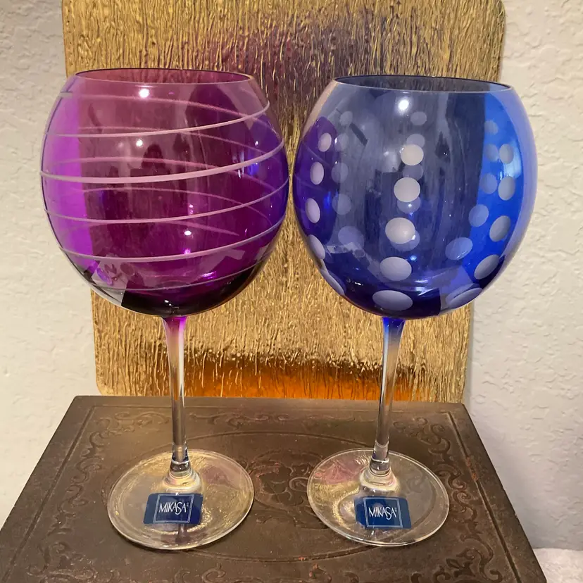 🍾Mikasa Cheers Mix Balloon Wine Glasses - Set Of 2