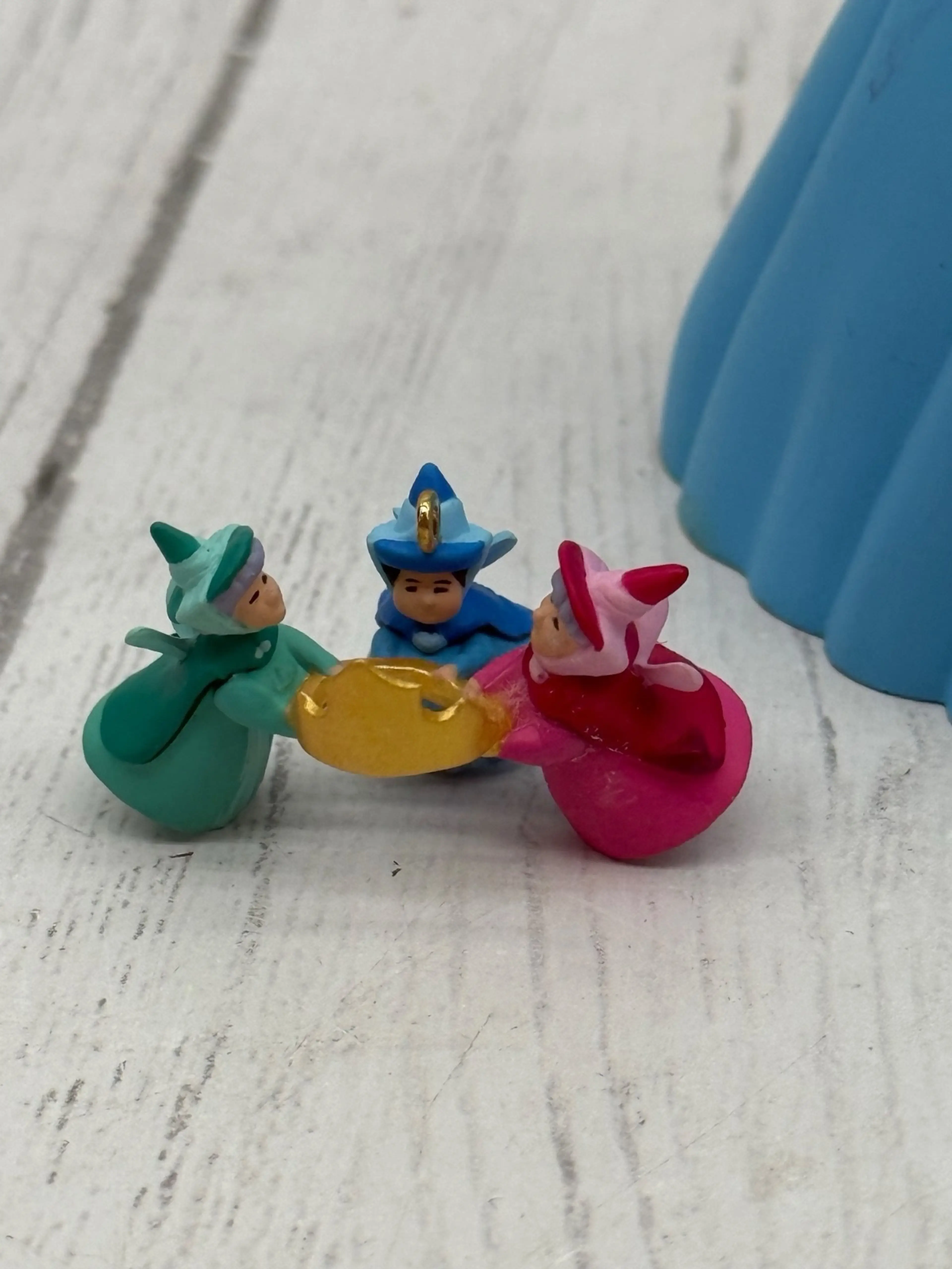 Image 2 of 5