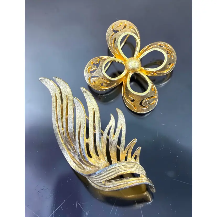 Signed BSK - Lot Of 2 Gold Tone Flower Leaf Brooches