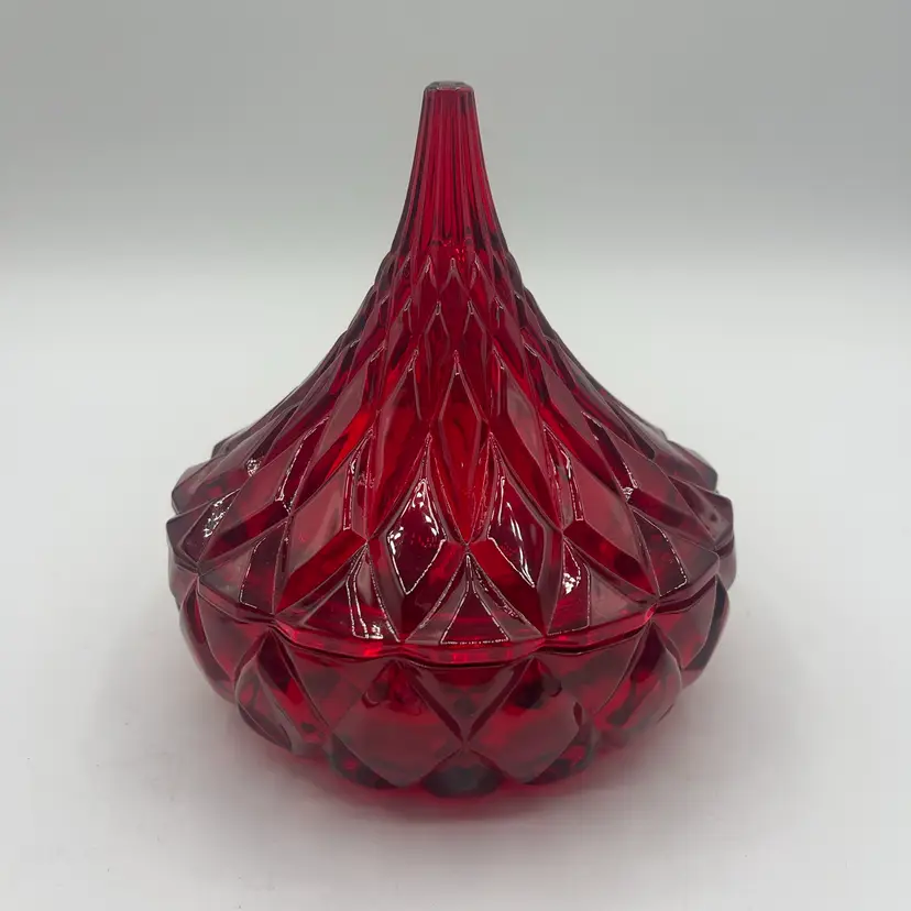 Red Crystal Hershey’s Kiss 5.5 Inches Made By Gondinger Comes With The Box