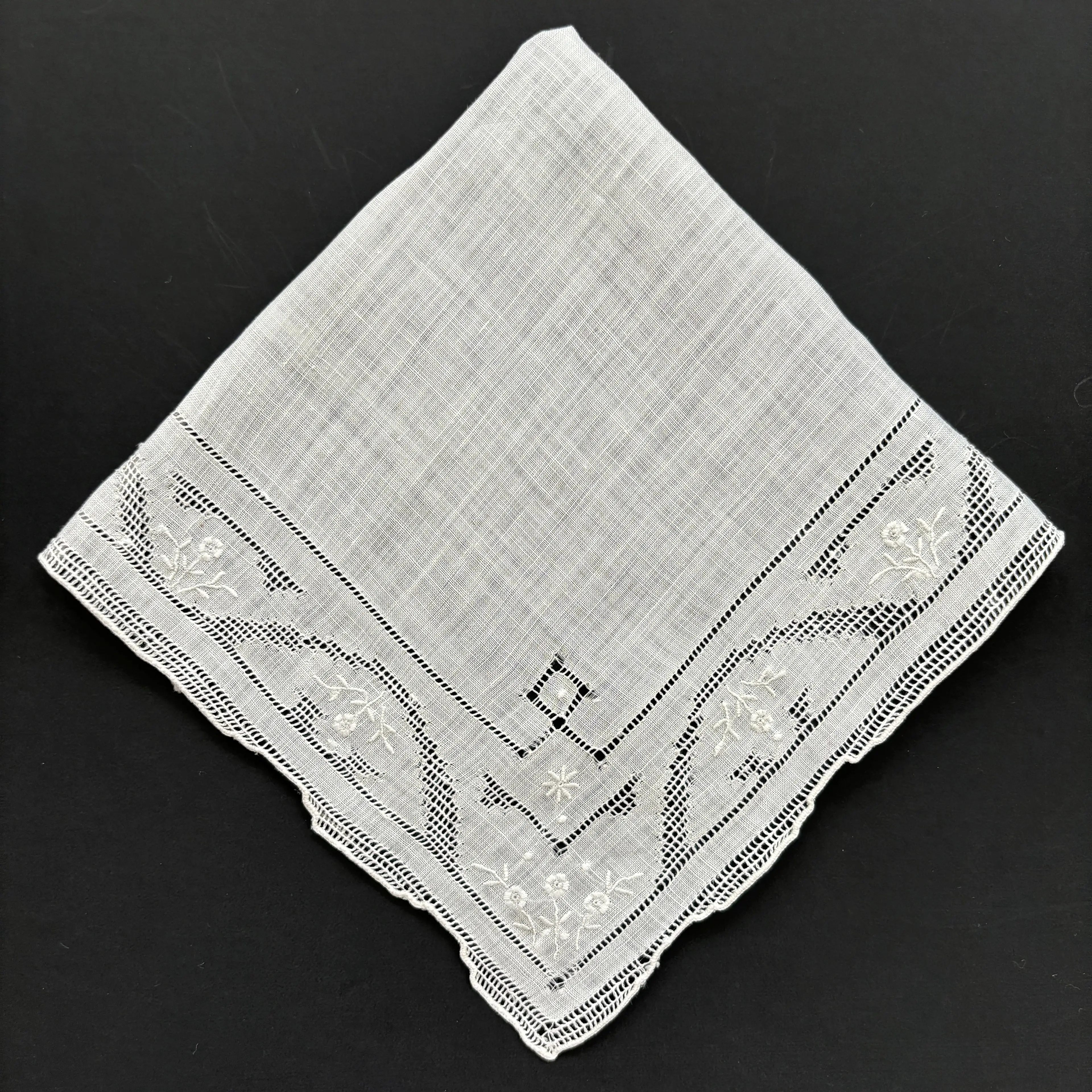 Image 4 of 5