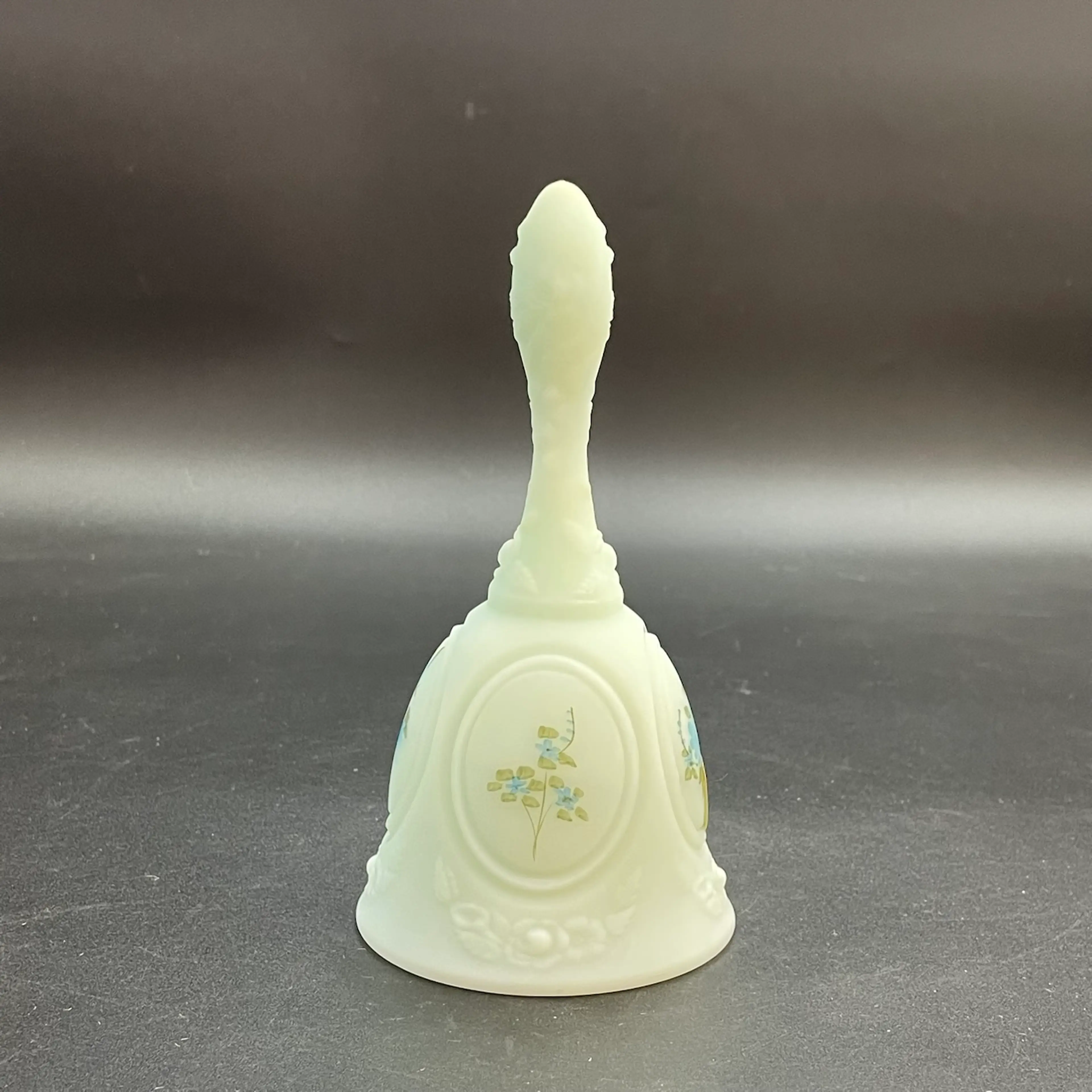 Image 4 of 12