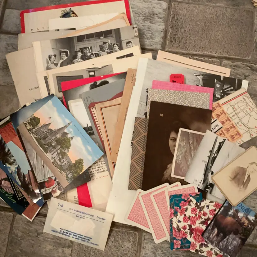 #01 Ephemera Junk Journal/Collage Lot 100+ Pieces Mixed Vintage Variety! READ