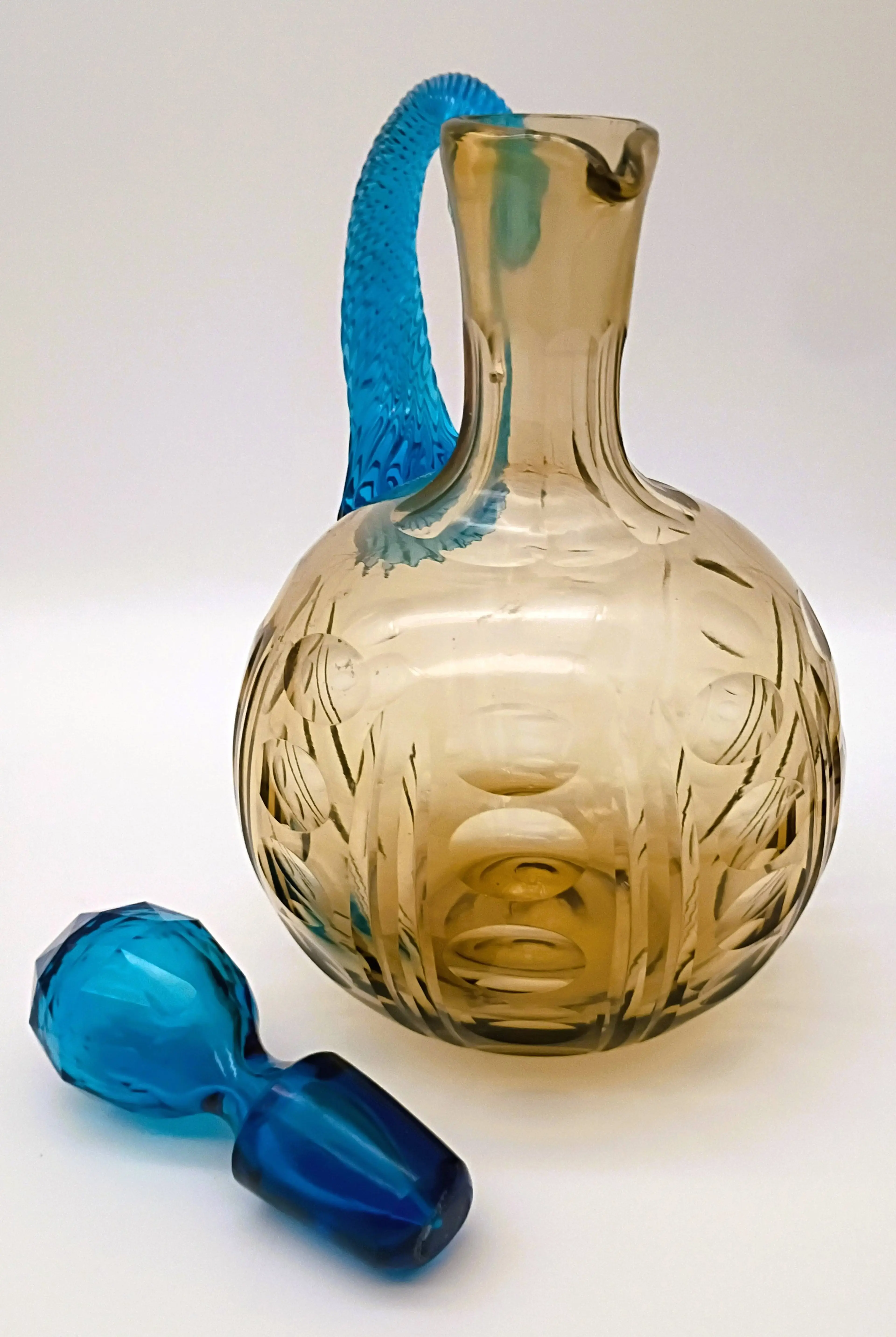 Image 4 of 12
