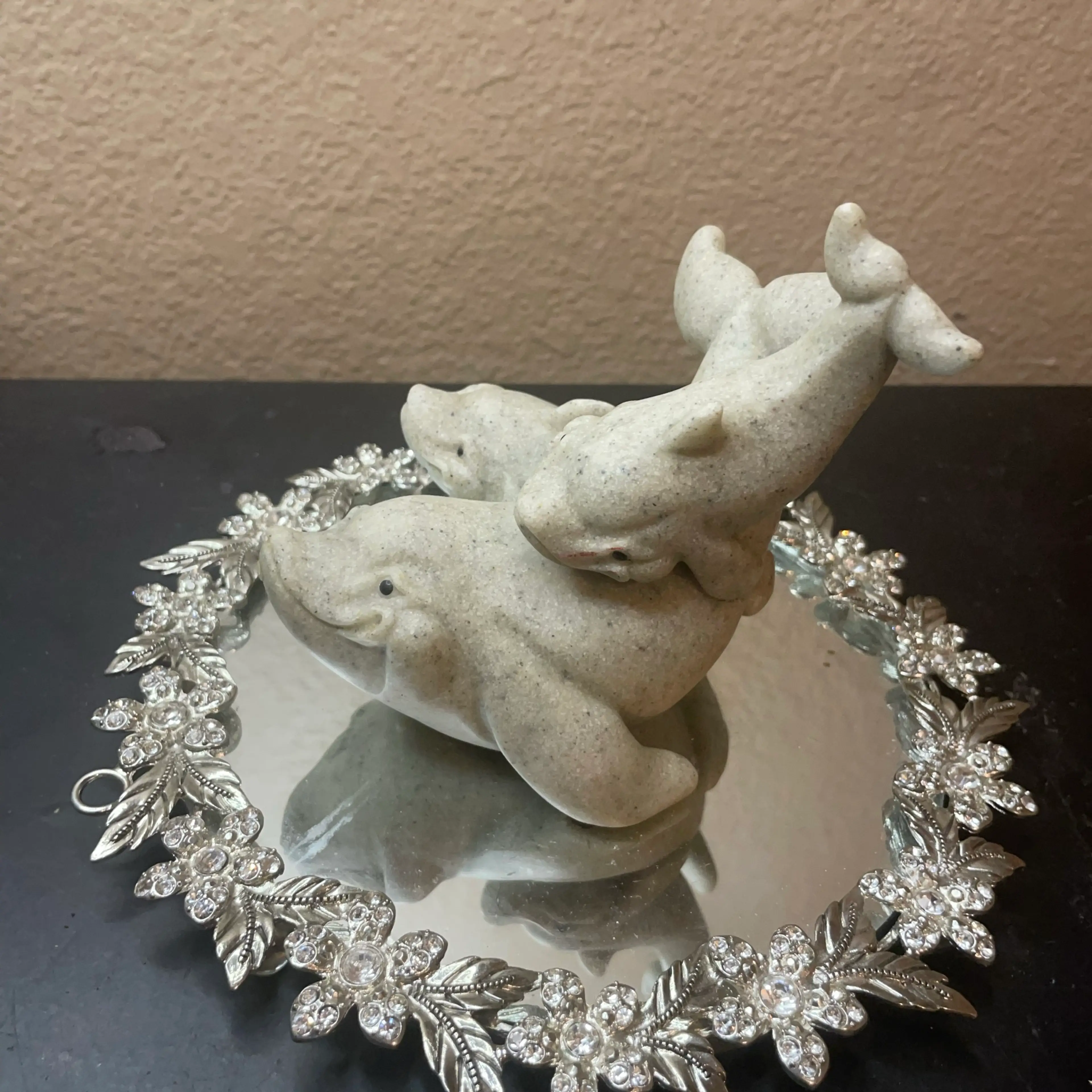 Image 5 of 5