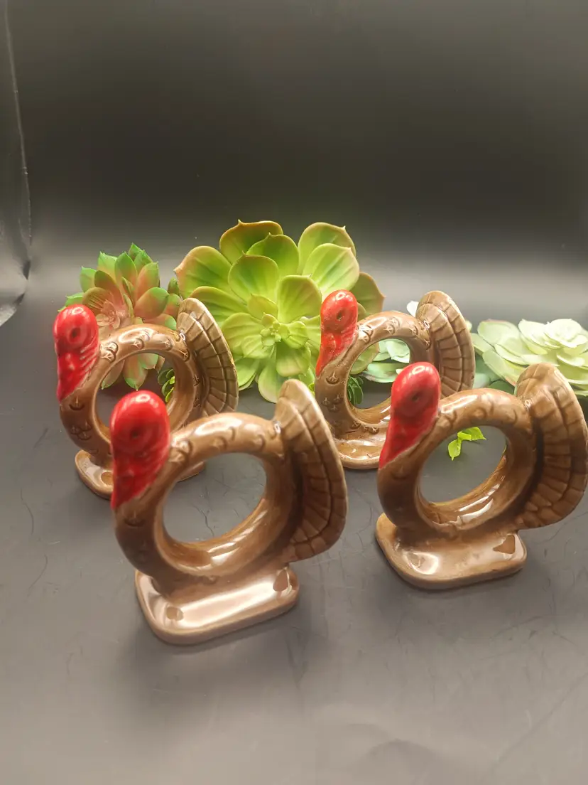 Set of Four MCM Ceramic Turkey 🦃 Napkin rings.