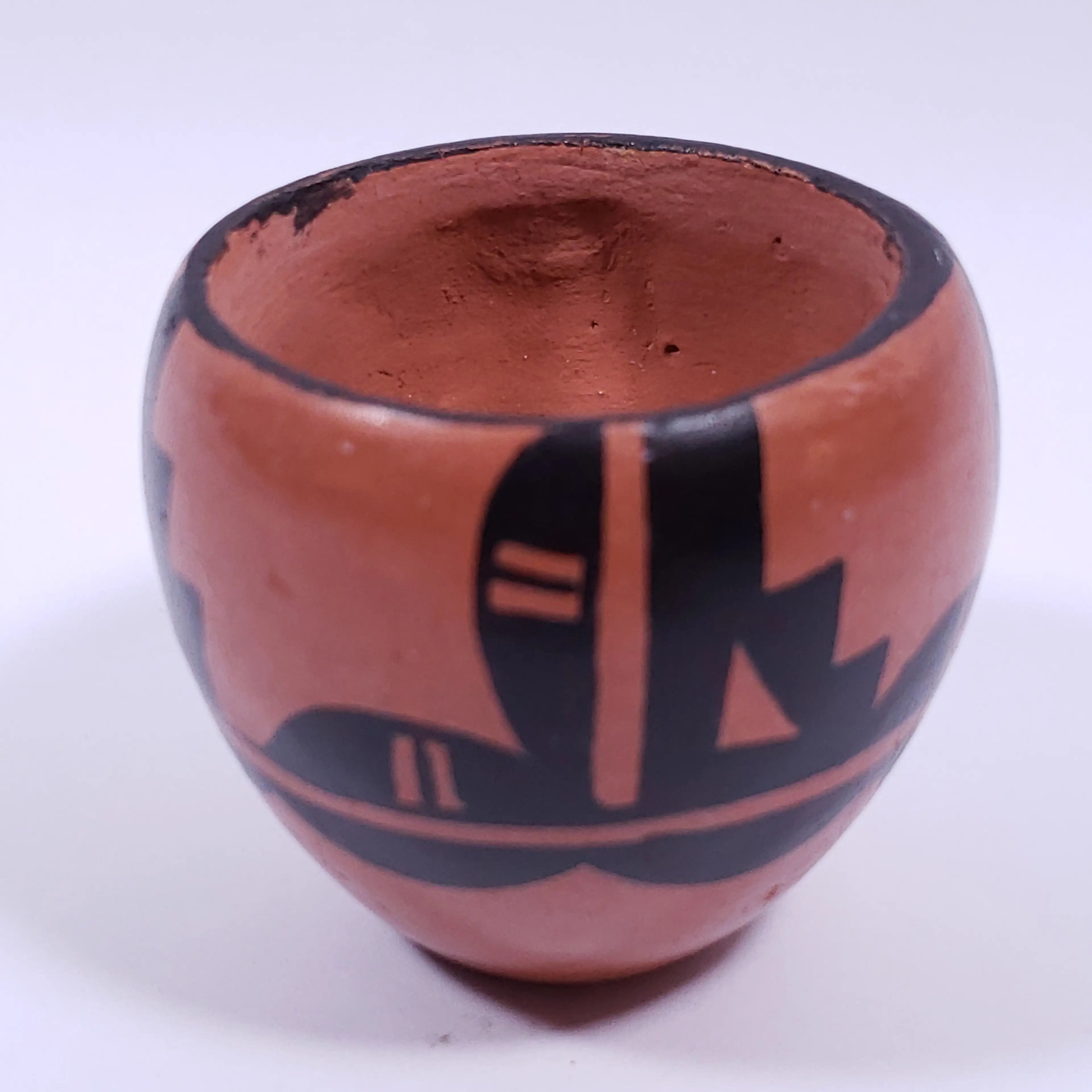 Image 4 of 16